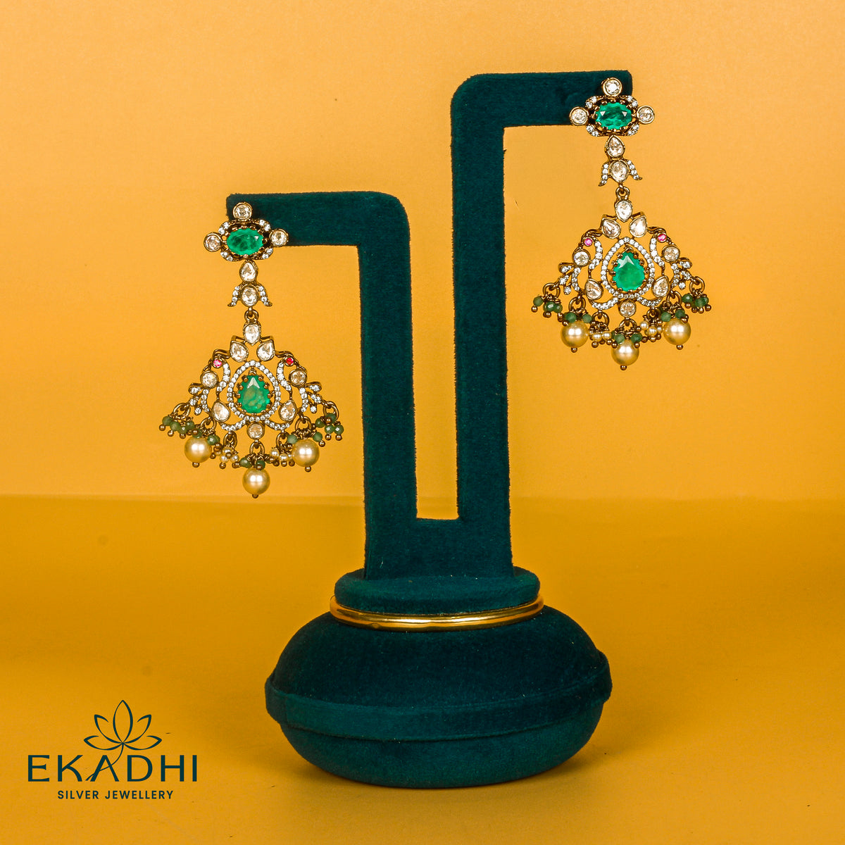 HJ40771 - VICTORIAN EARRING