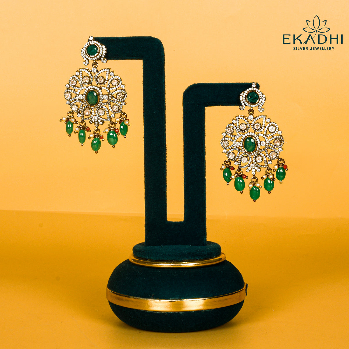HJ40826 - VICTORIAN EARRING