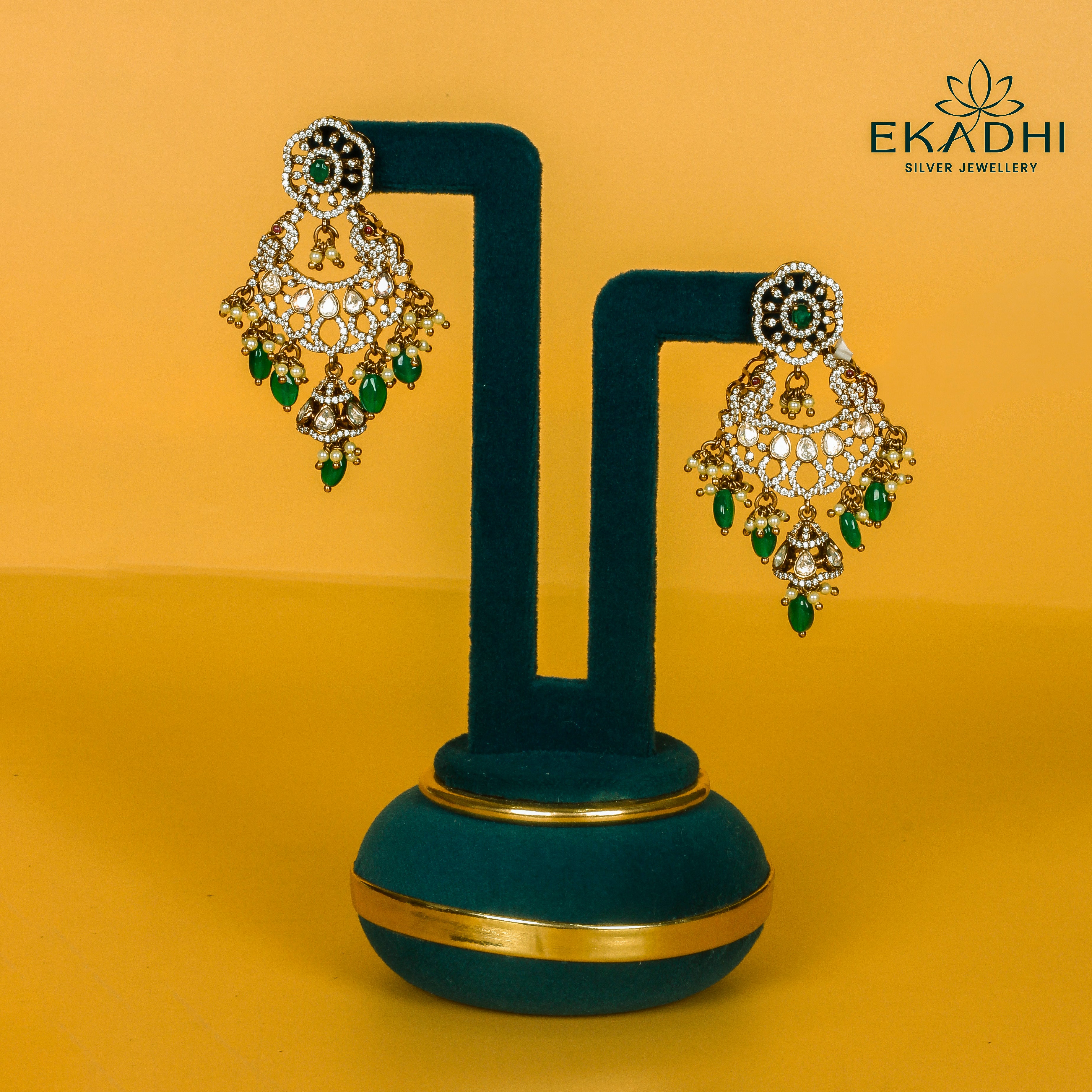 HJ41258 - VICTORIAN EARRING