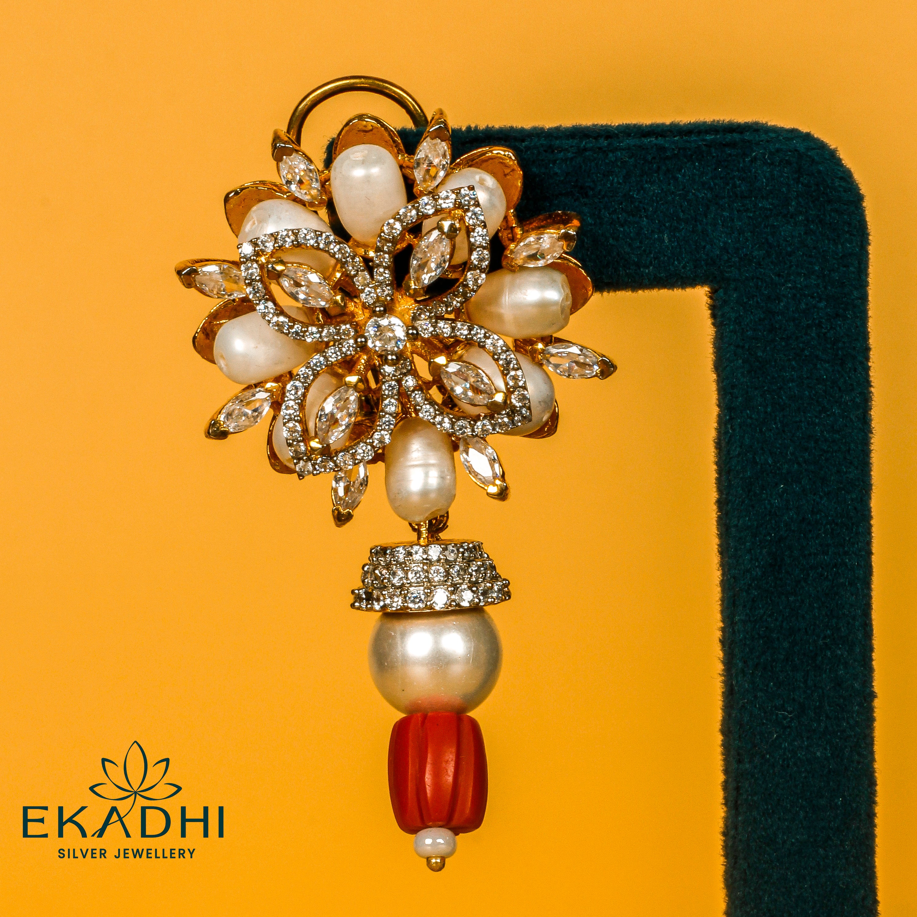 HJ41391 - VICTORIAN EARRING