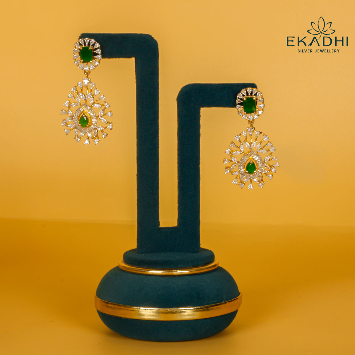 HJ7532 - PREMIUM CZ EARRING
