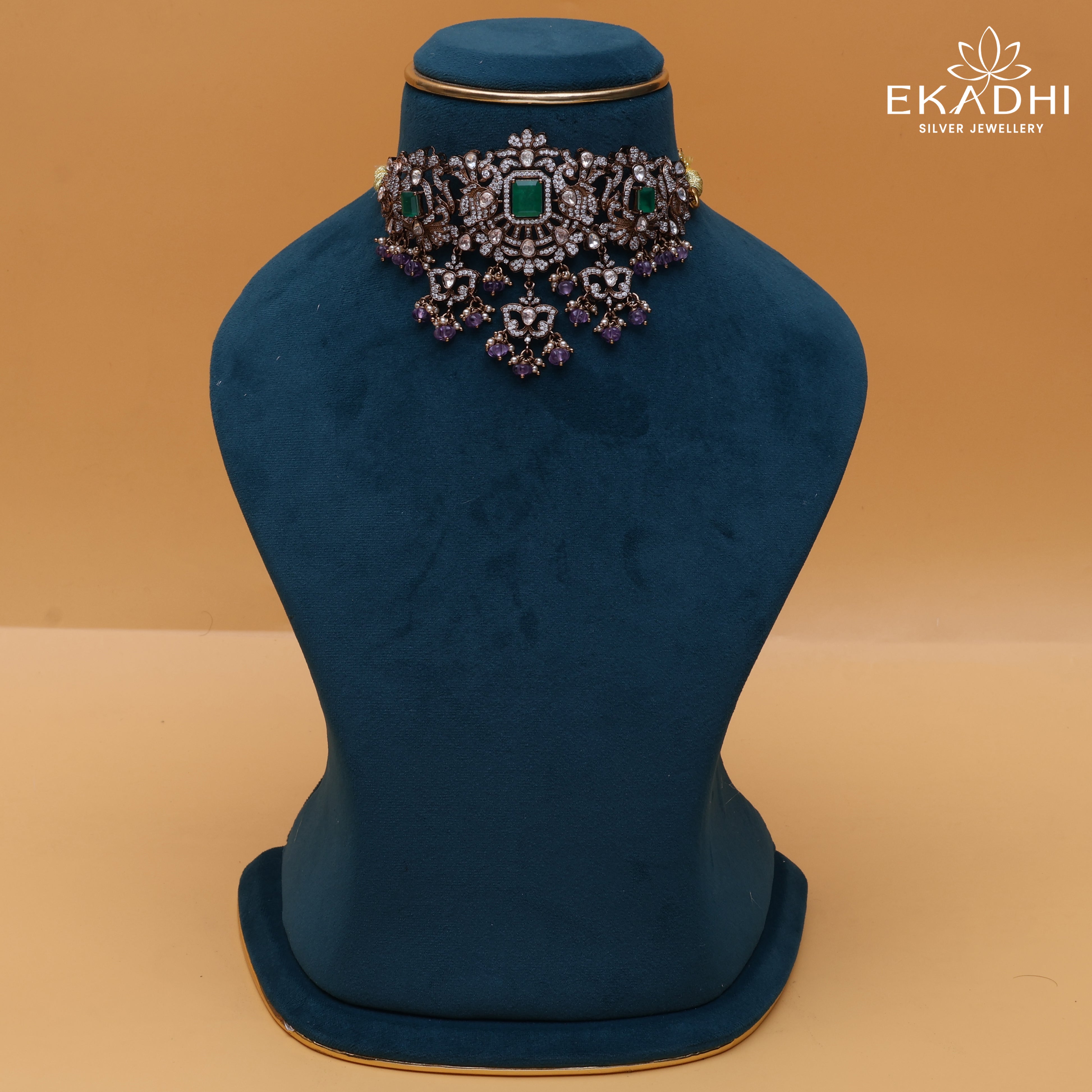 HJ7794 - VICTORIAN-CHOKER