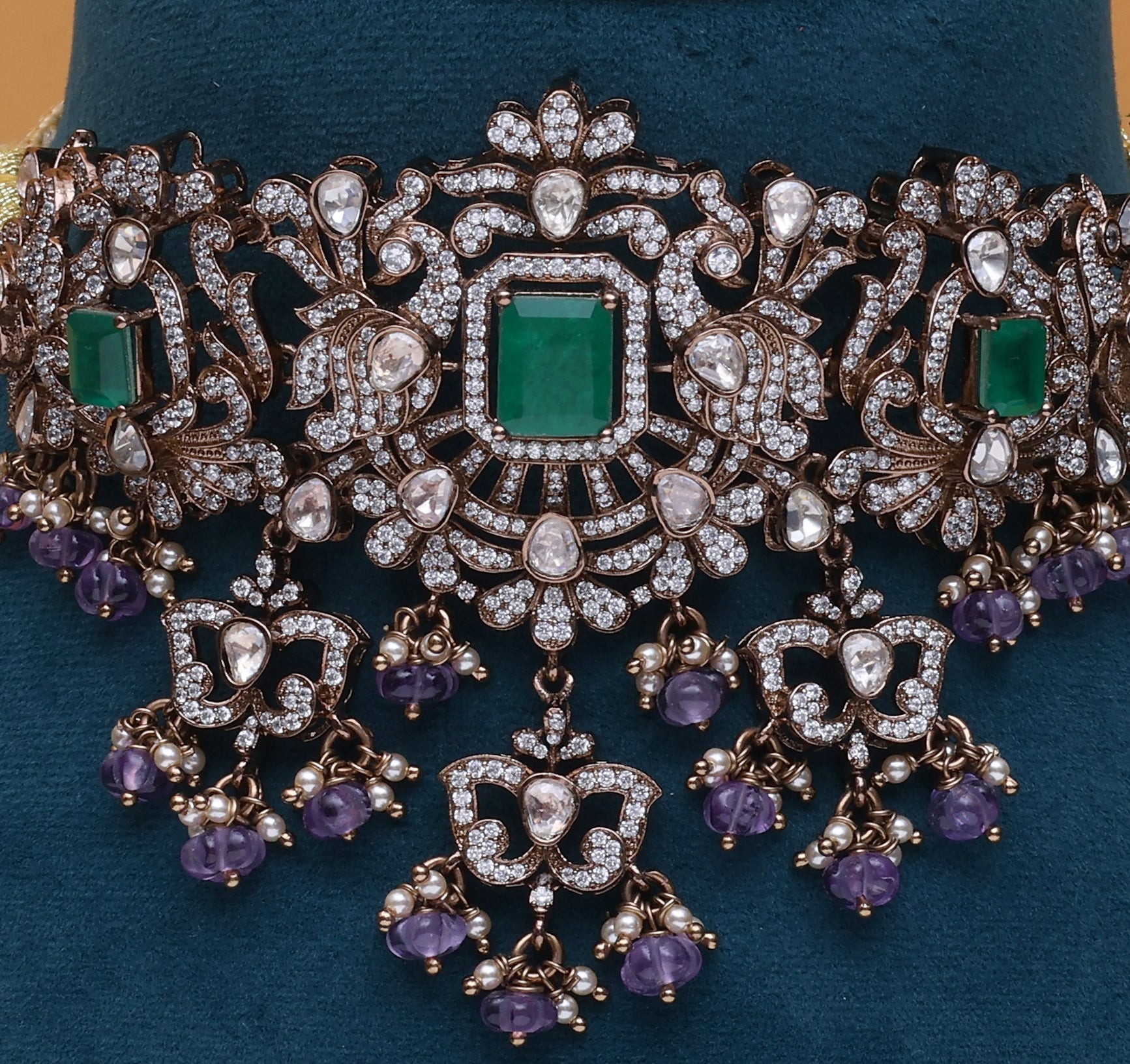 HJ7794 - VICTORIAN-CHOKER