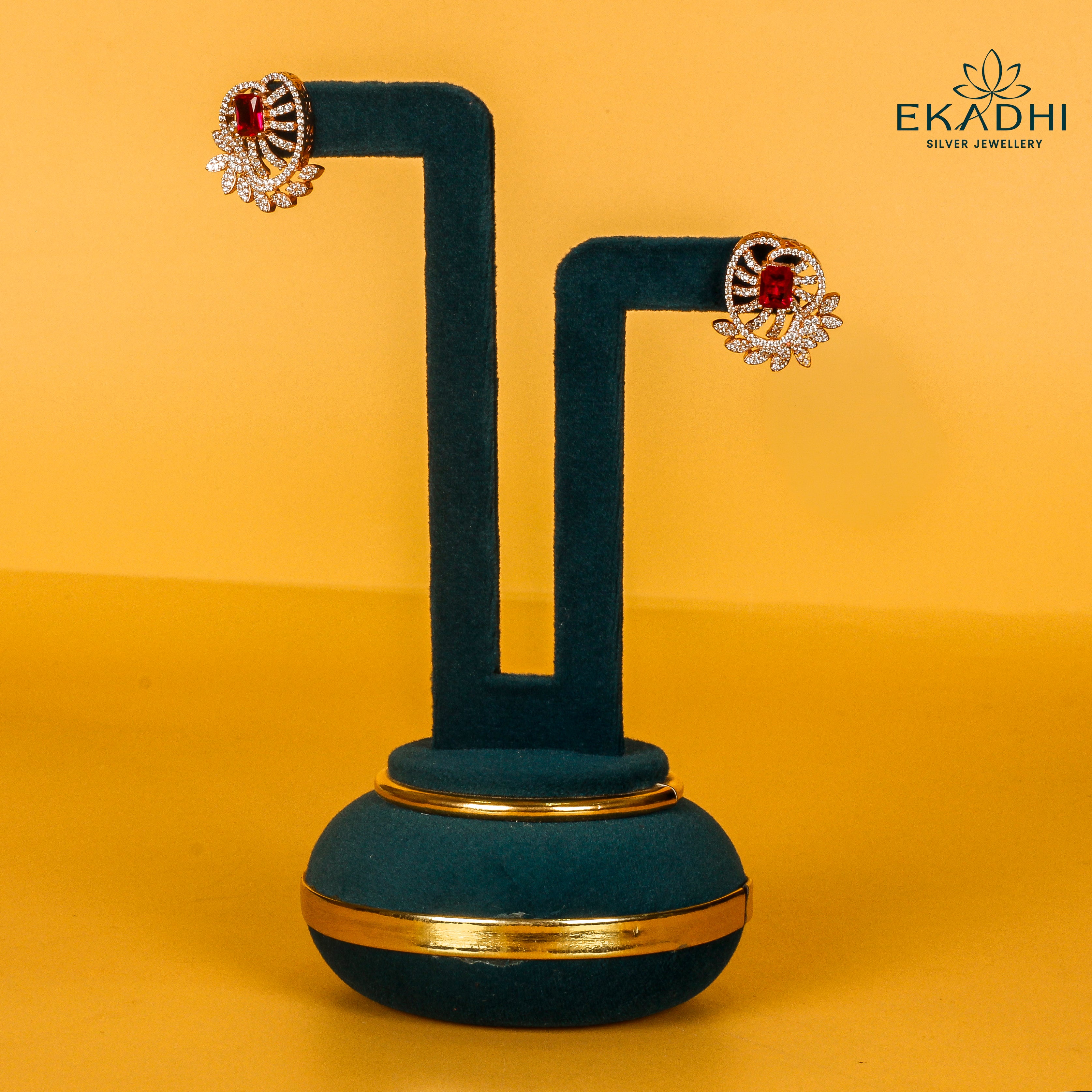HJ8540 - CZ EARRING
