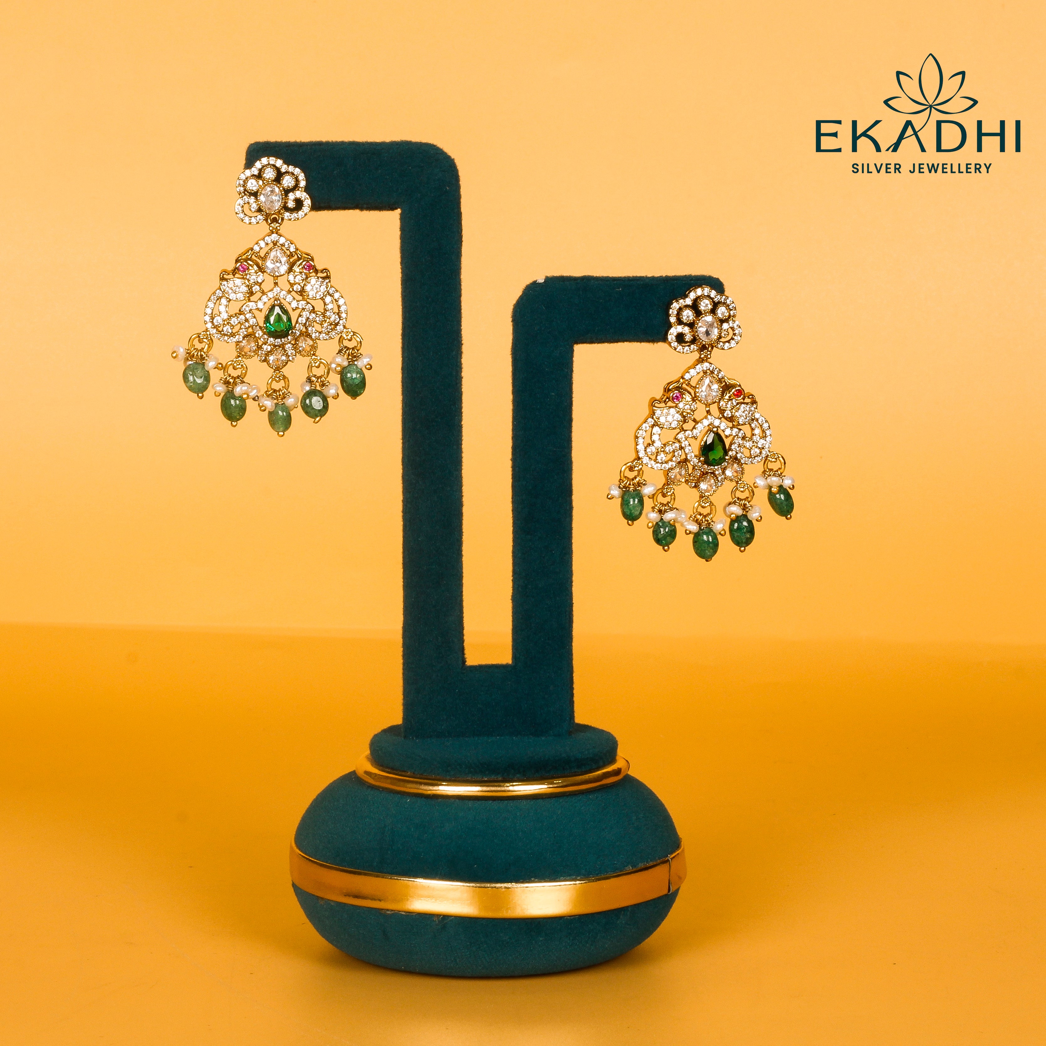 HJ8799 - VICTORIAN EARRING