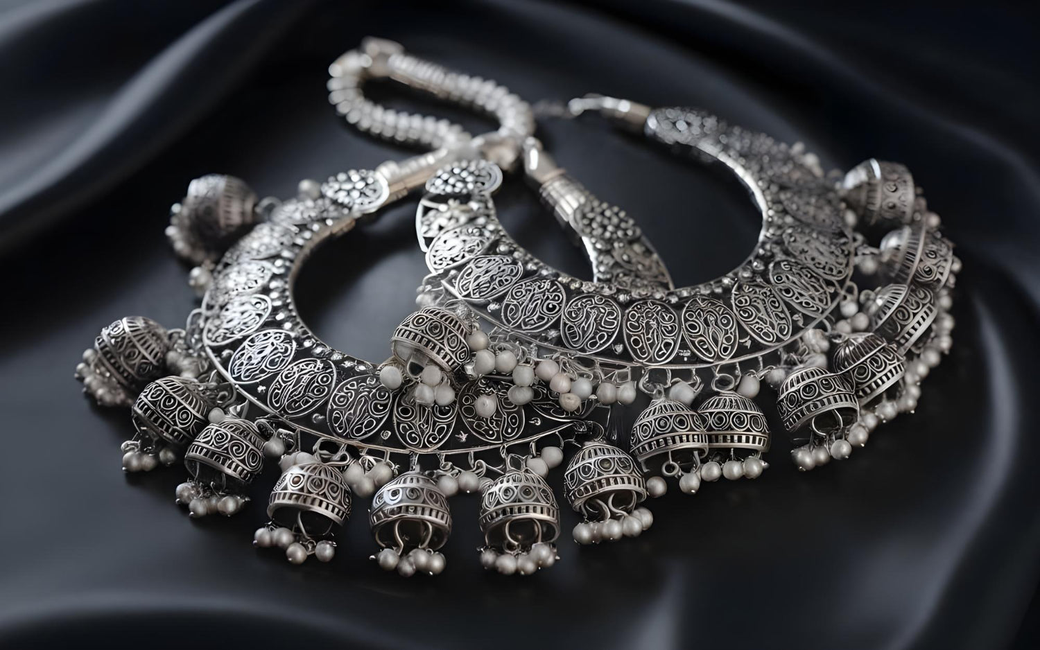 Advantages of Silver Jewelry Over Gold You Should Know