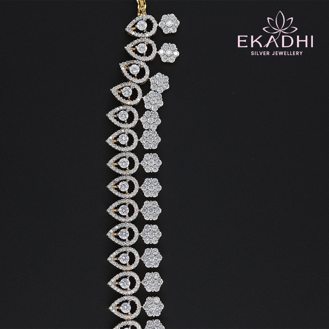 HJ10389 – Premium CZ Necklace for Everyday and Festive Elegance