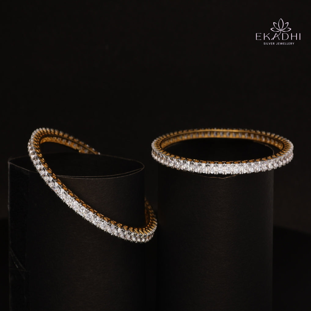 HJ10650 -  Premium CZ Stone Silver Bangles