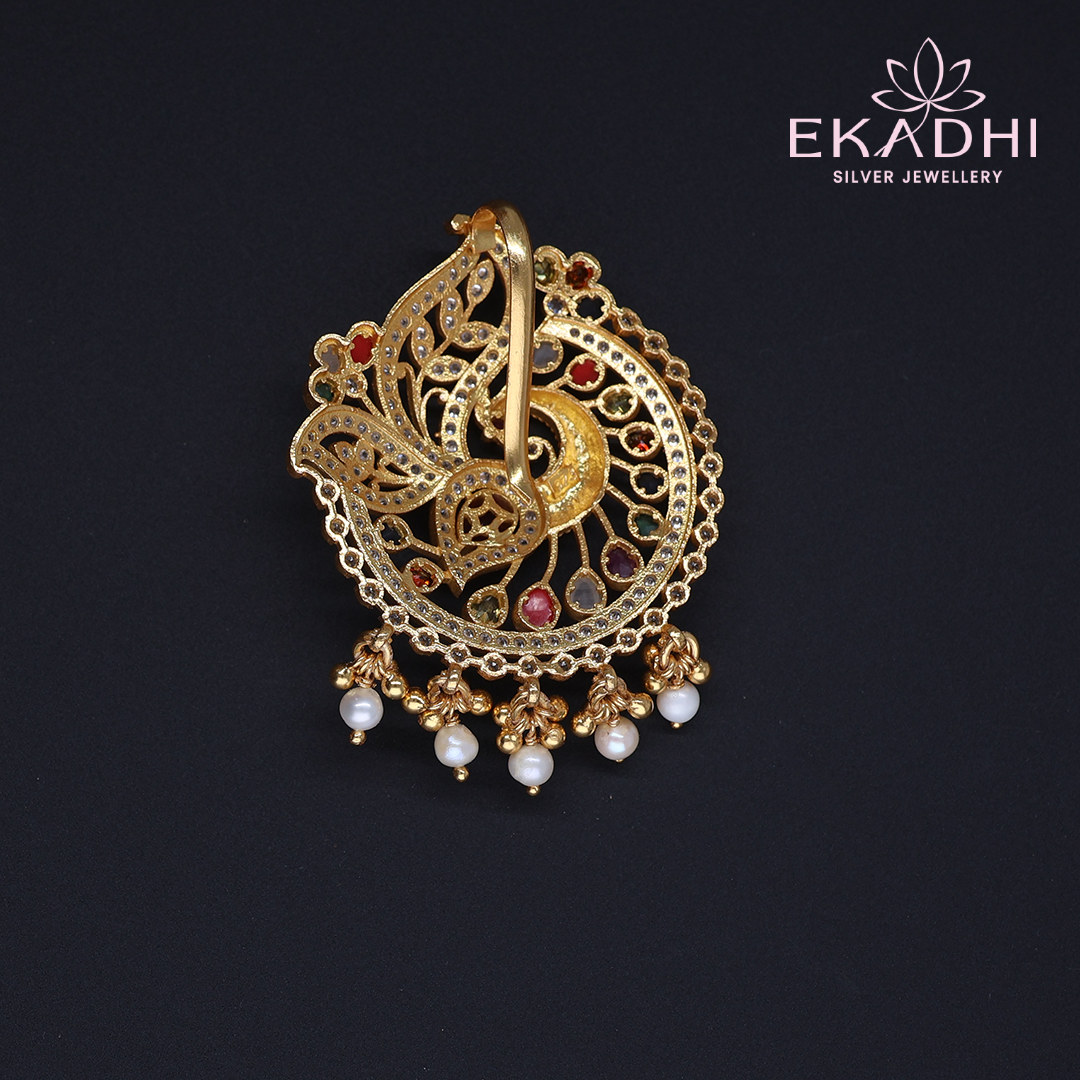 HJ11505 – CZ Pendant with Exquisite Nakshi Detailing