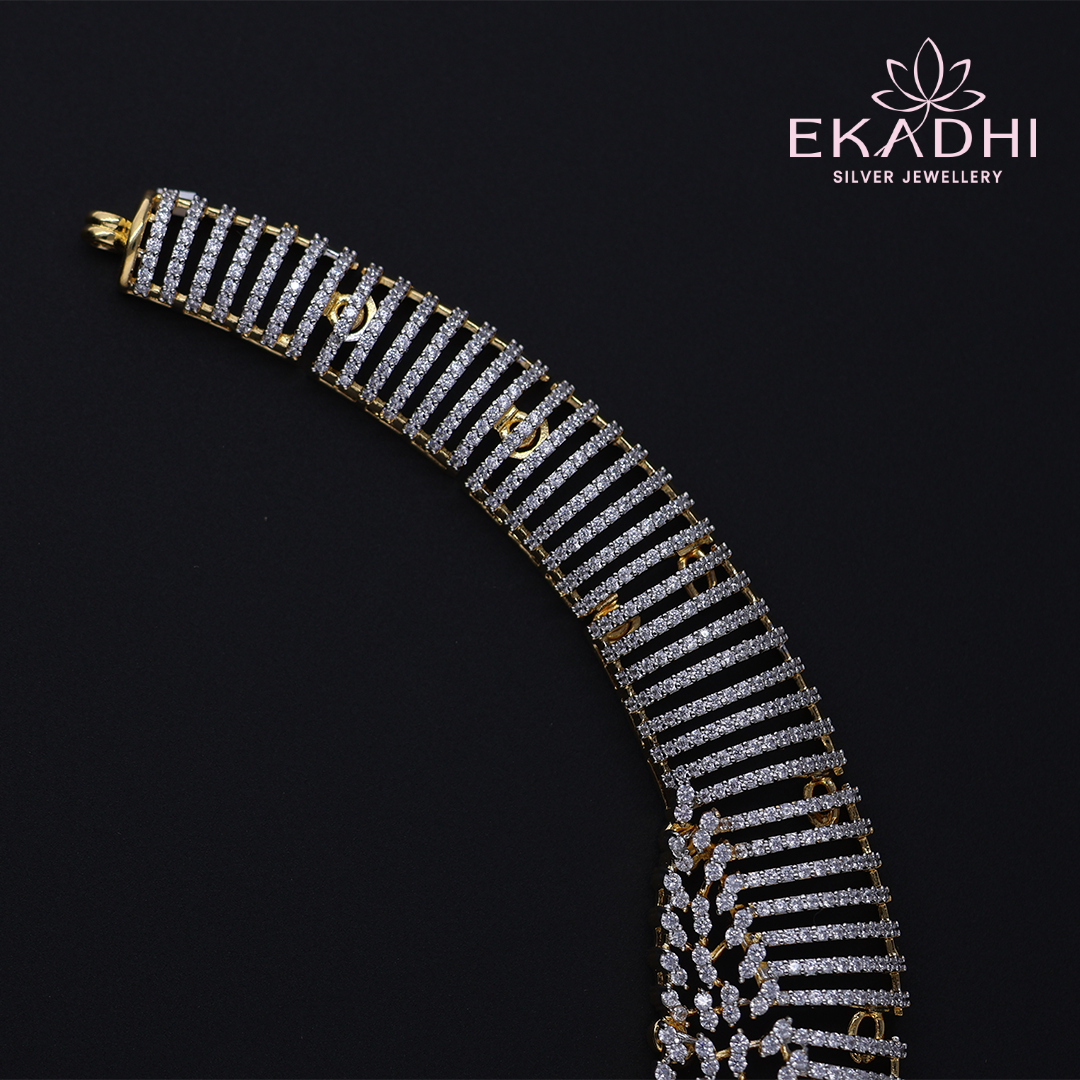 HJ11702 – Short Premium CZ Necklace in Unique Design