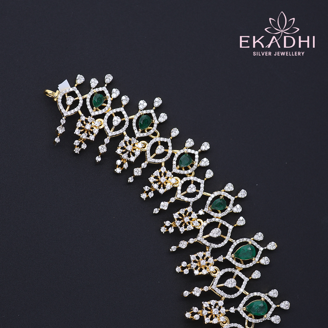 HJ11710 – Premium CZ Necklace with Green Stones
