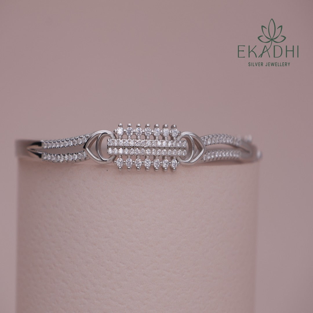 HJ11752-CZ Kada