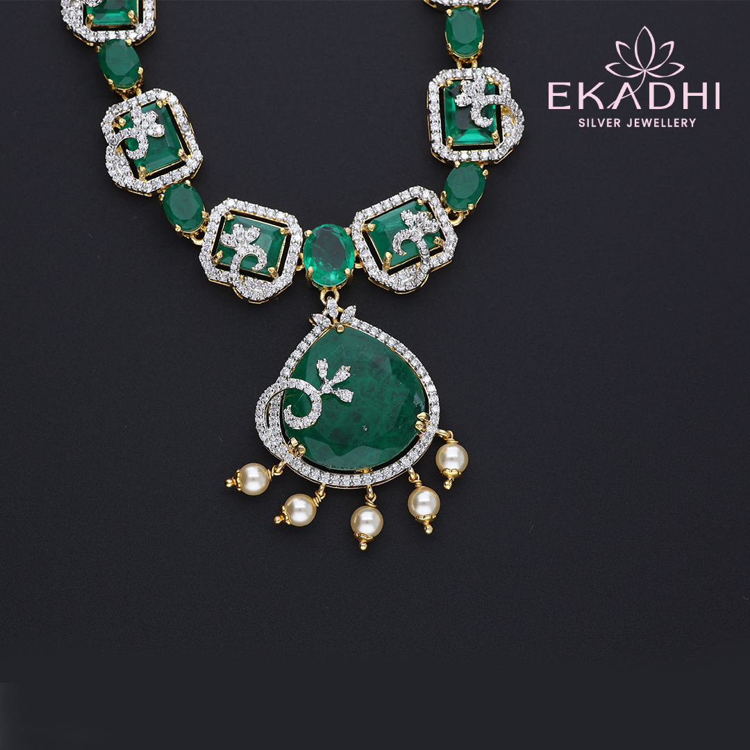 HJ11800 – Green Stone Premium CZ Necklace
