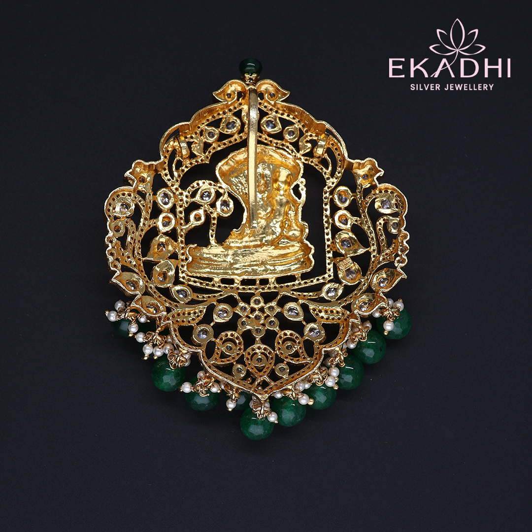 HJ12013 – Heritage Inspired Rich Pendant