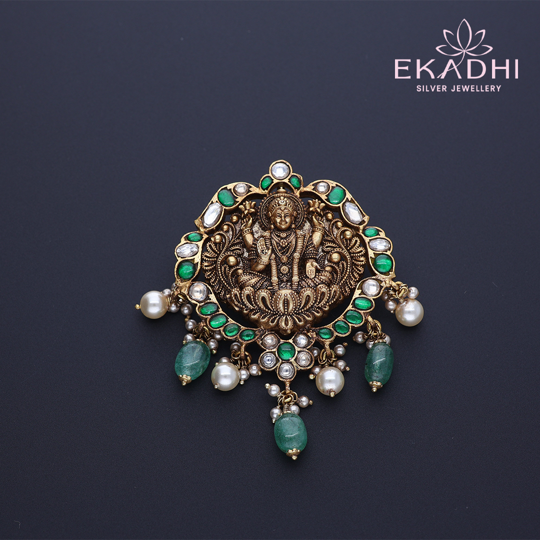 HJ12385 – Antique Pendant with Green and White Drops