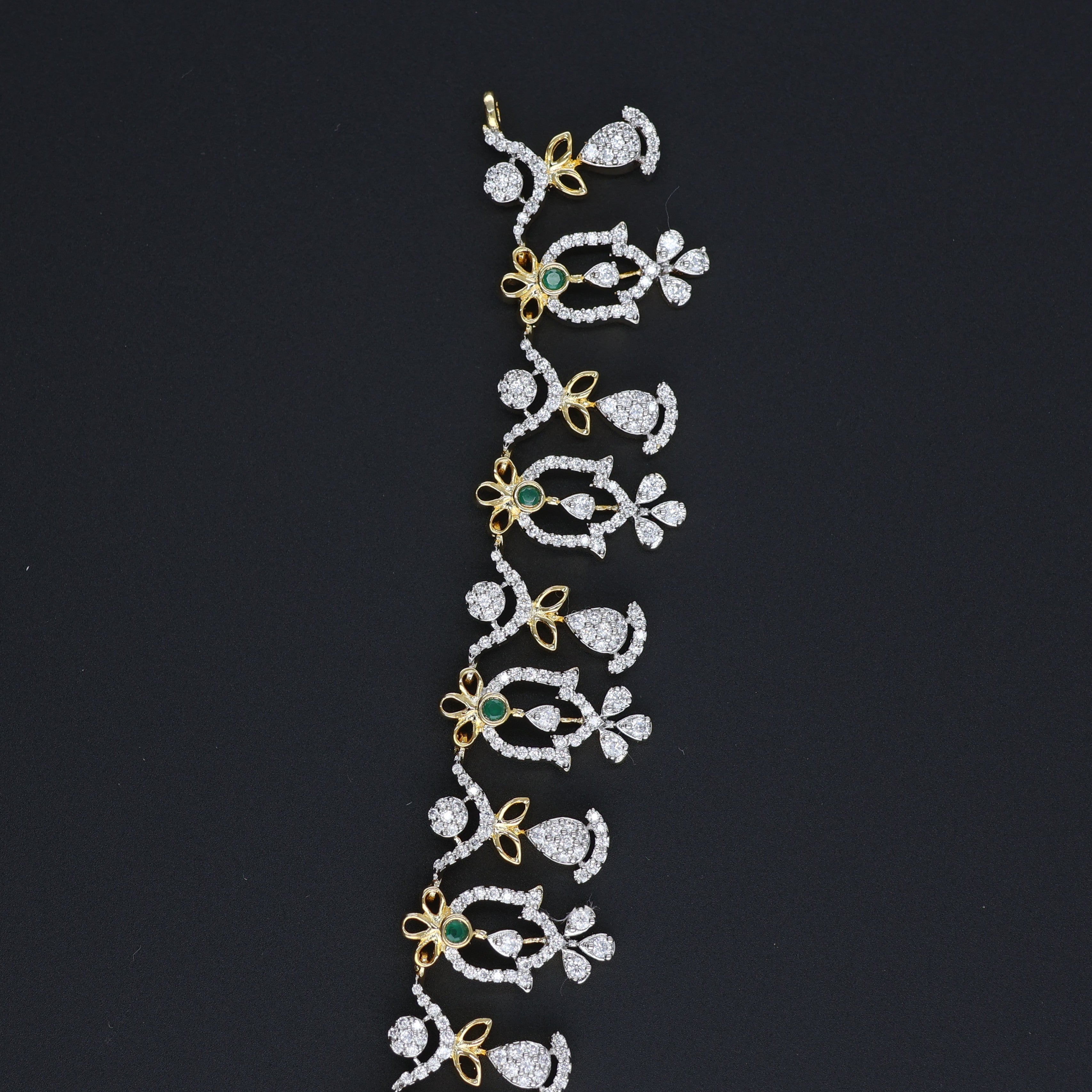 HJ12947 – Premium CZ Necklace in Simple Traditional Style