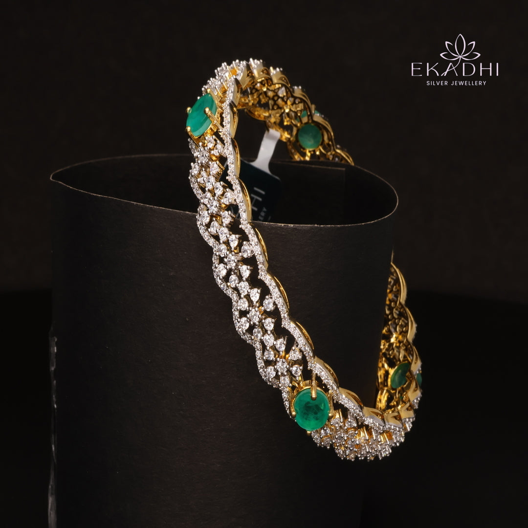 HJ13070 - Premium CZ Stone Silver Bangle