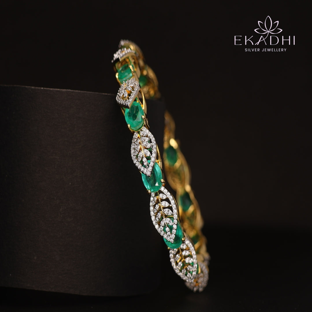 HJ13103 -  Premium CZ Stone Silver Bangle