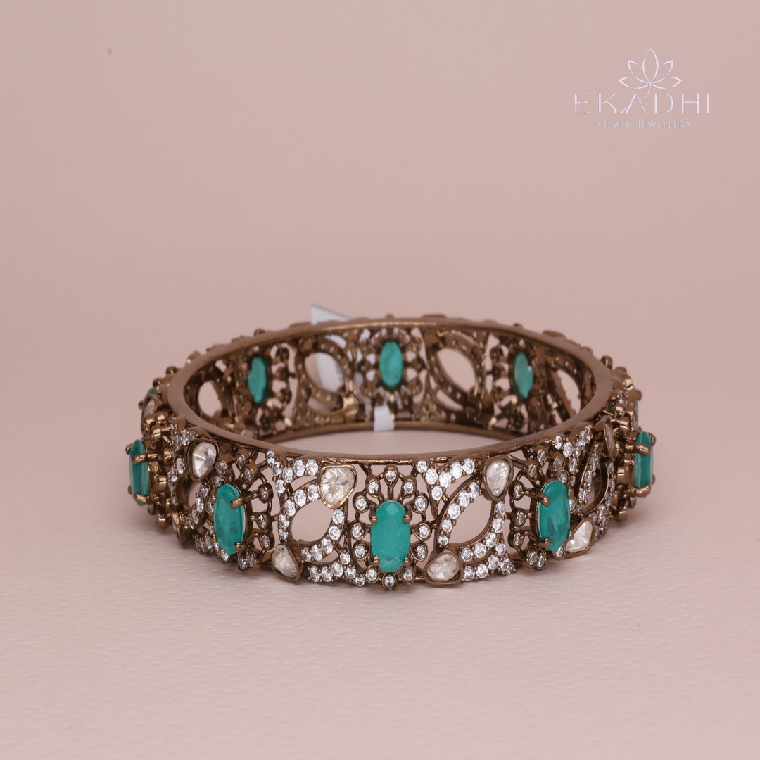 HJ13212 - Victorian Silver Bangle with Antique Finish