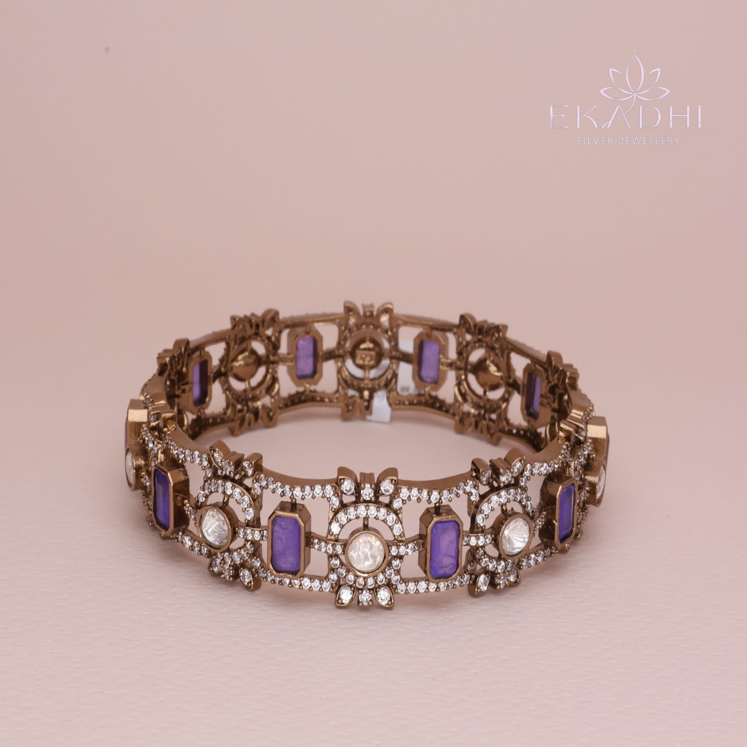 HJ13230 -  Victorian Silver Bangle with Antique Finish