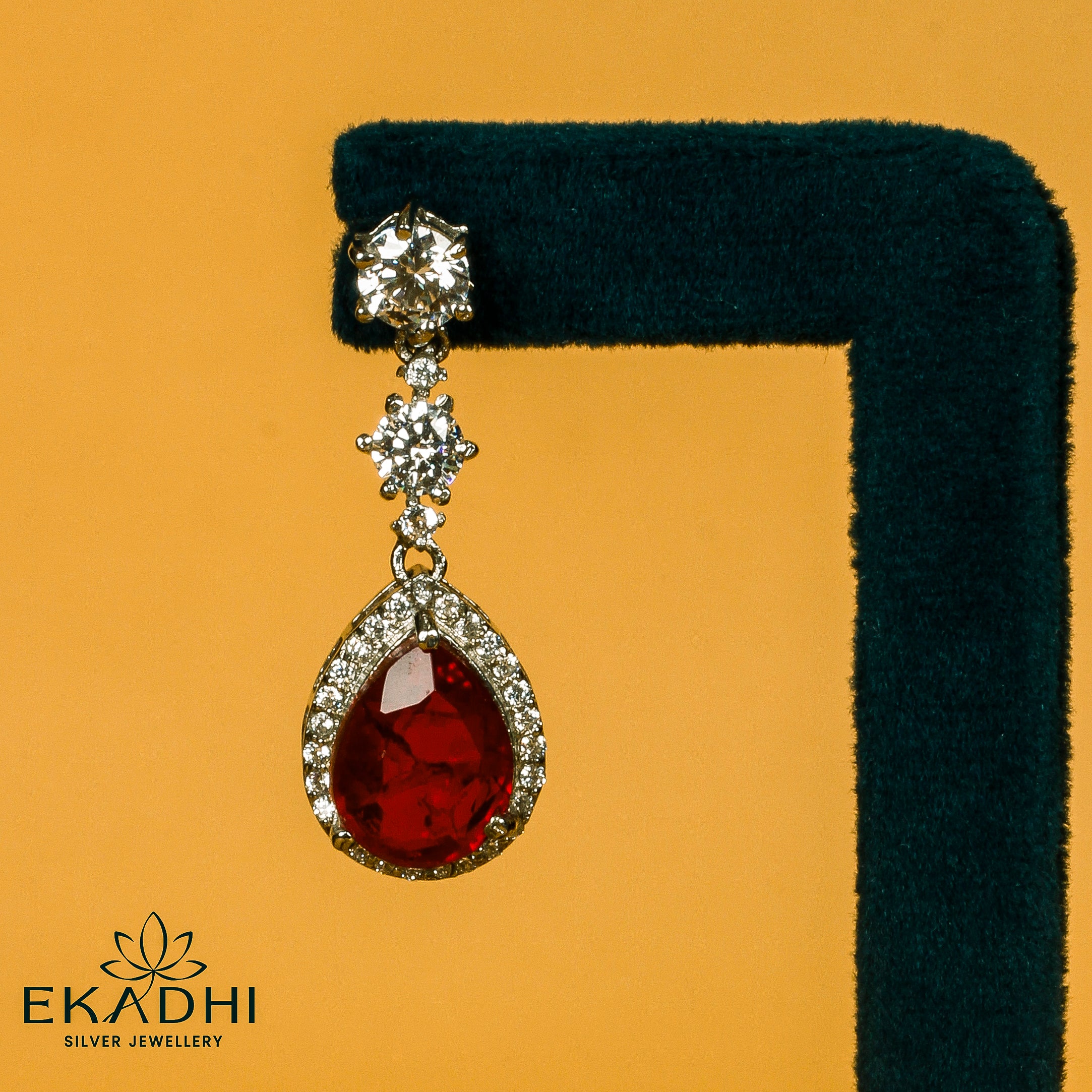 HJ1435 - CZ EARRING