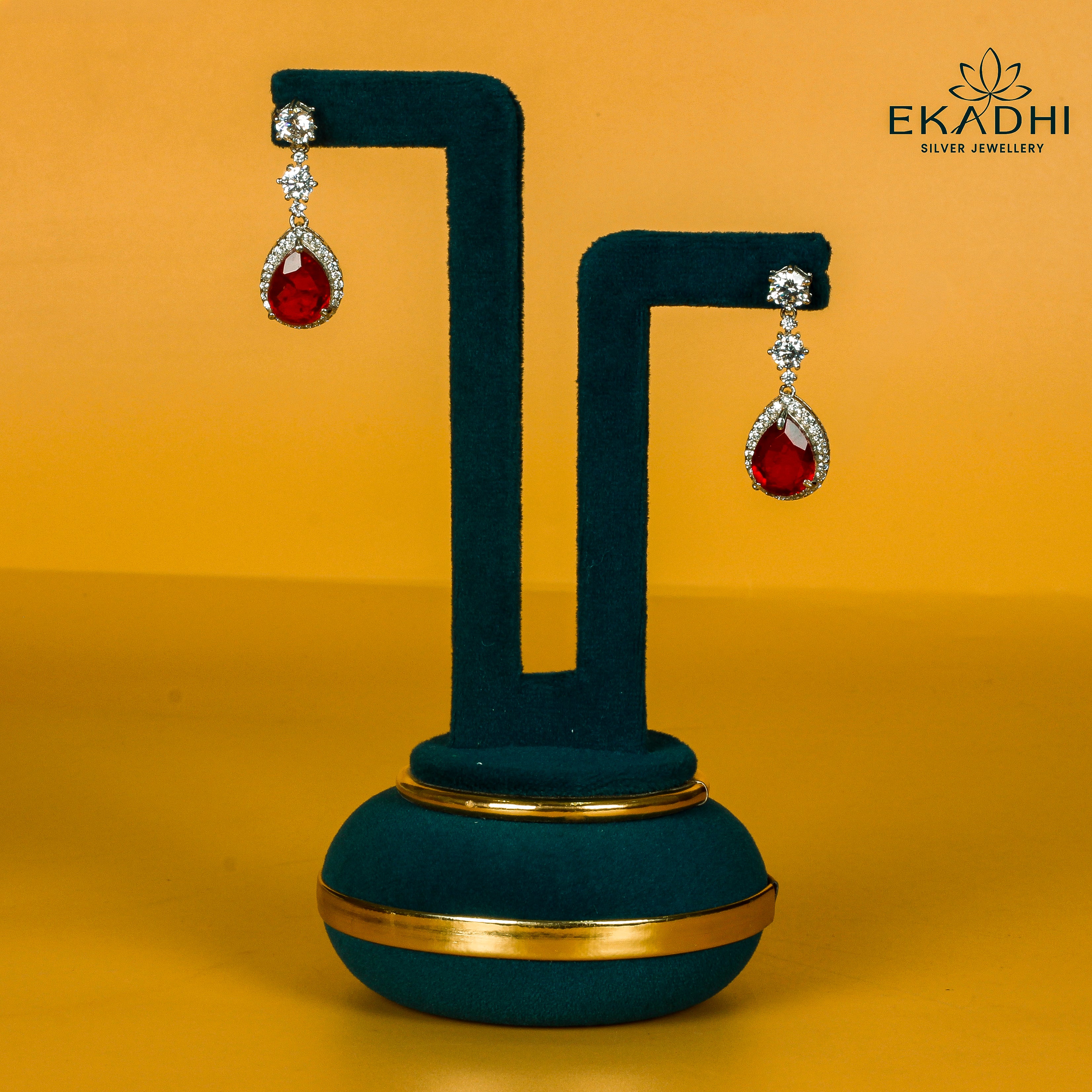 HJ1435 - CZ EARRING