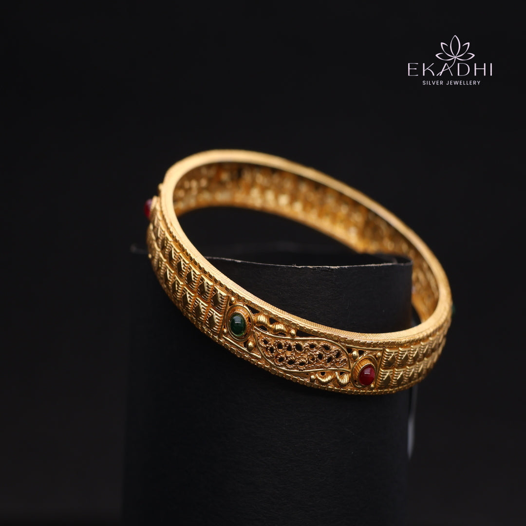 HJ14506-Traditional Nakshi Silver Bangle