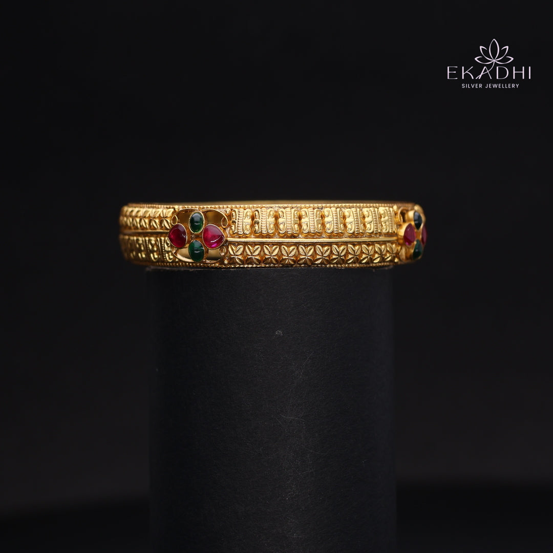 HJ14511-Traditional Nakshi Silver Bangle