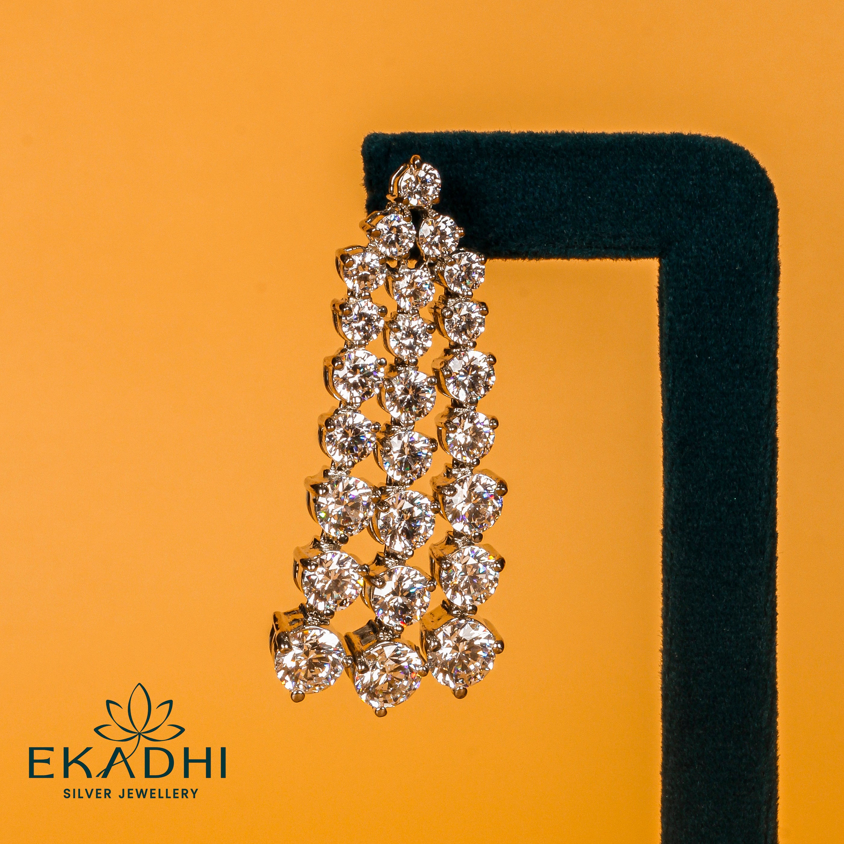 HJ1488 - CZ EARRING