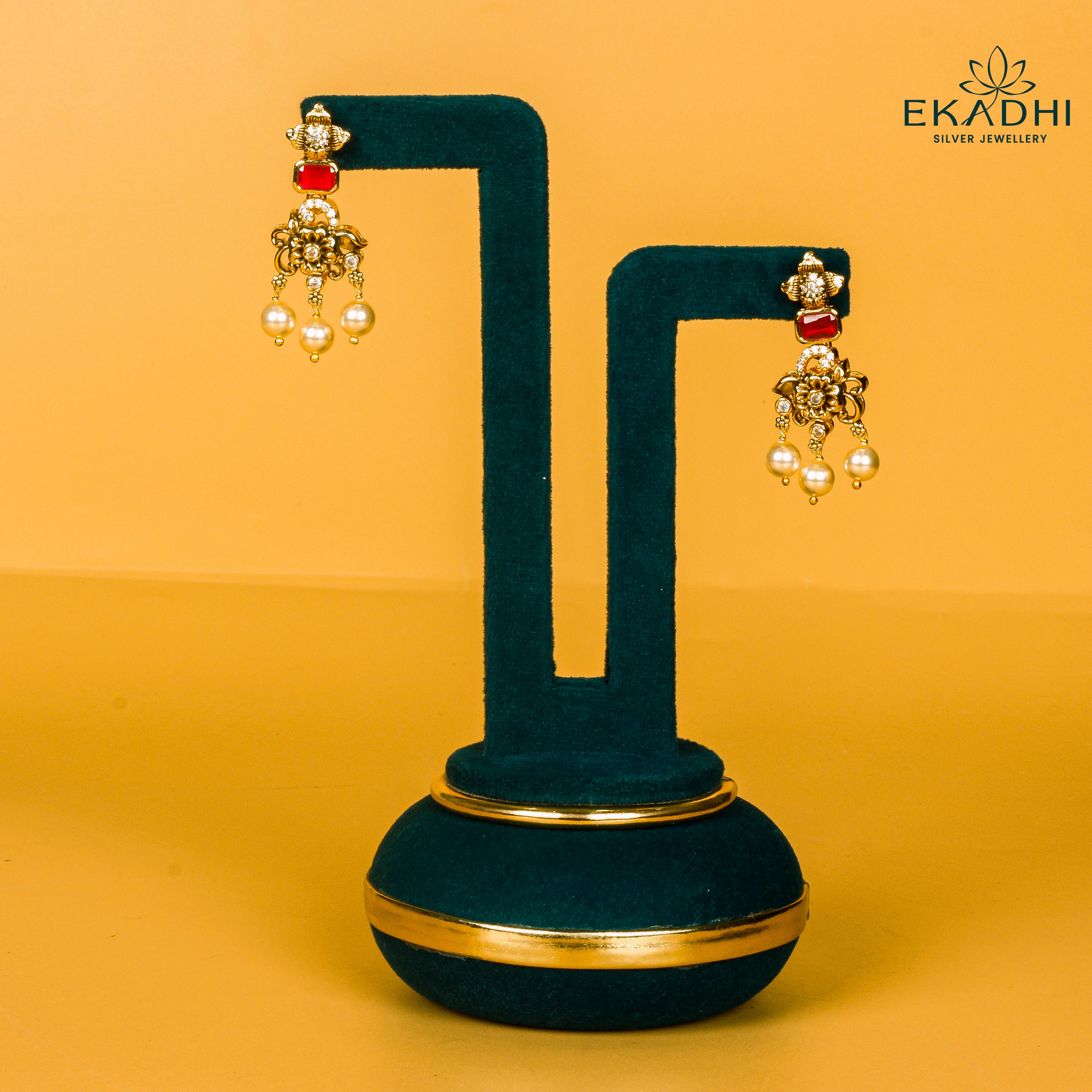 HJ21582 - NAKSHI EARRING