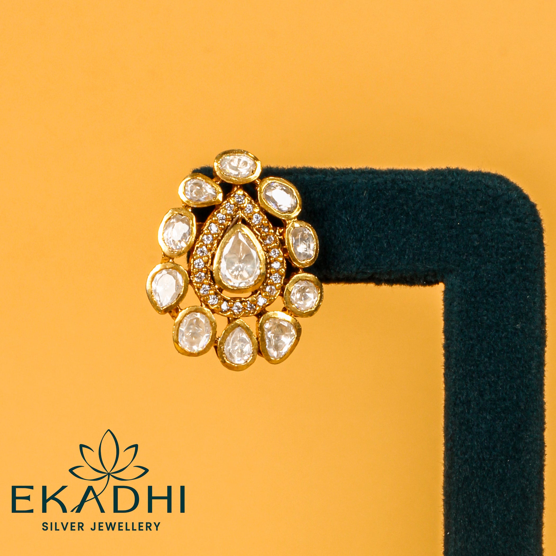 HJ2169 - MOISSANITE EARRING