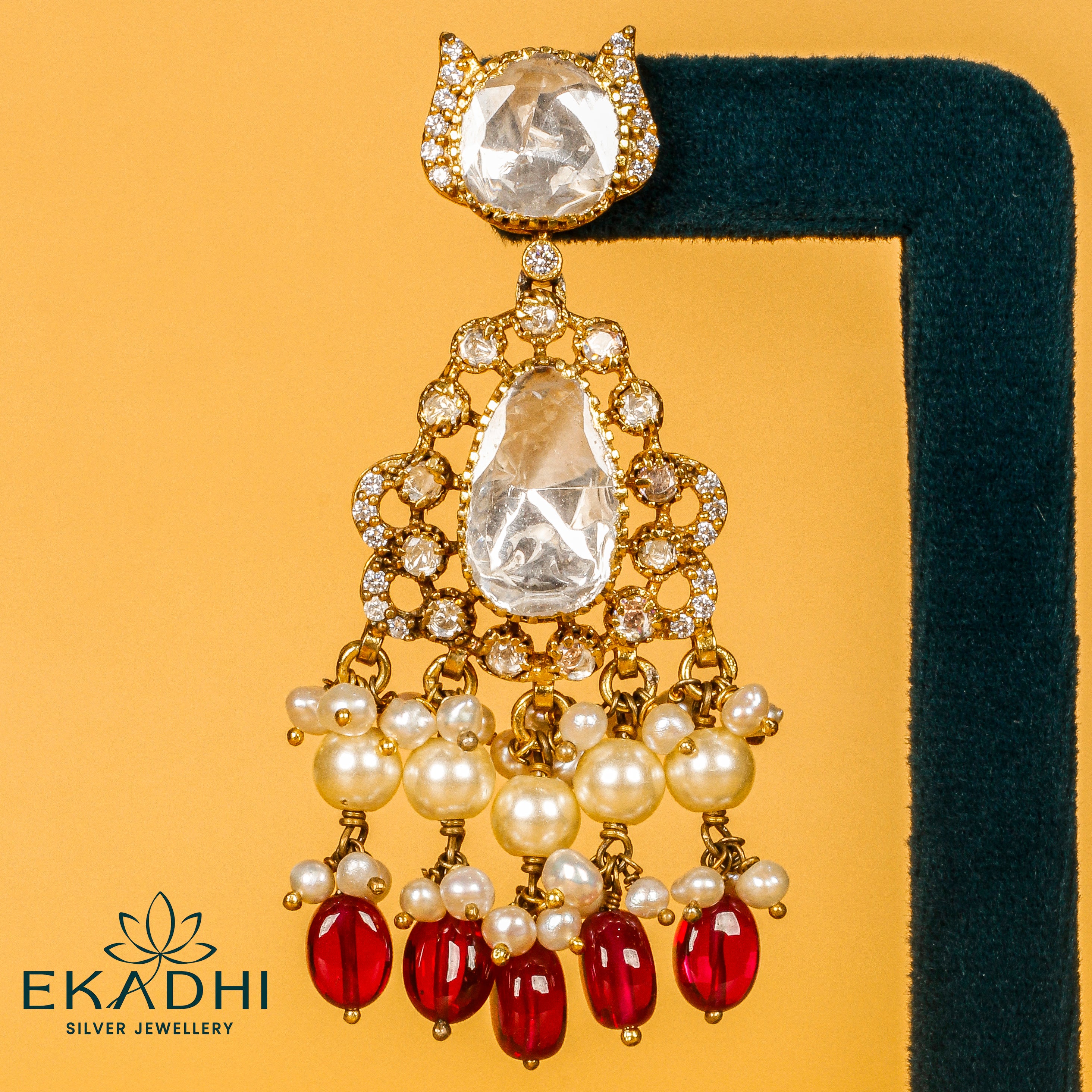 HJ2210 - MOISSANITE EARRING
