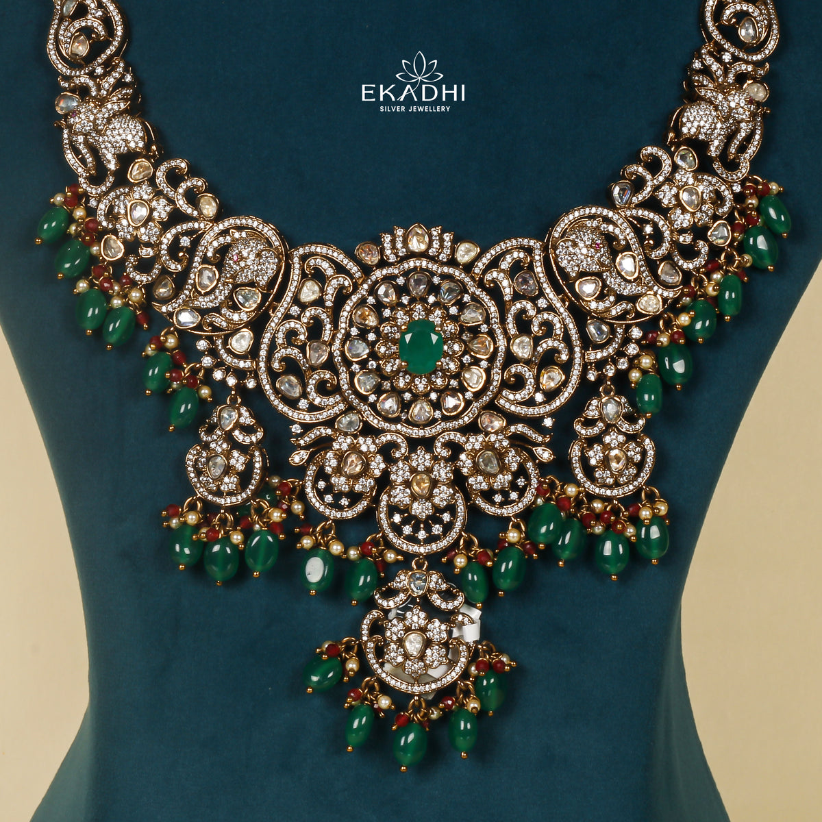 HJ24679 - VICTORIAN HARAM