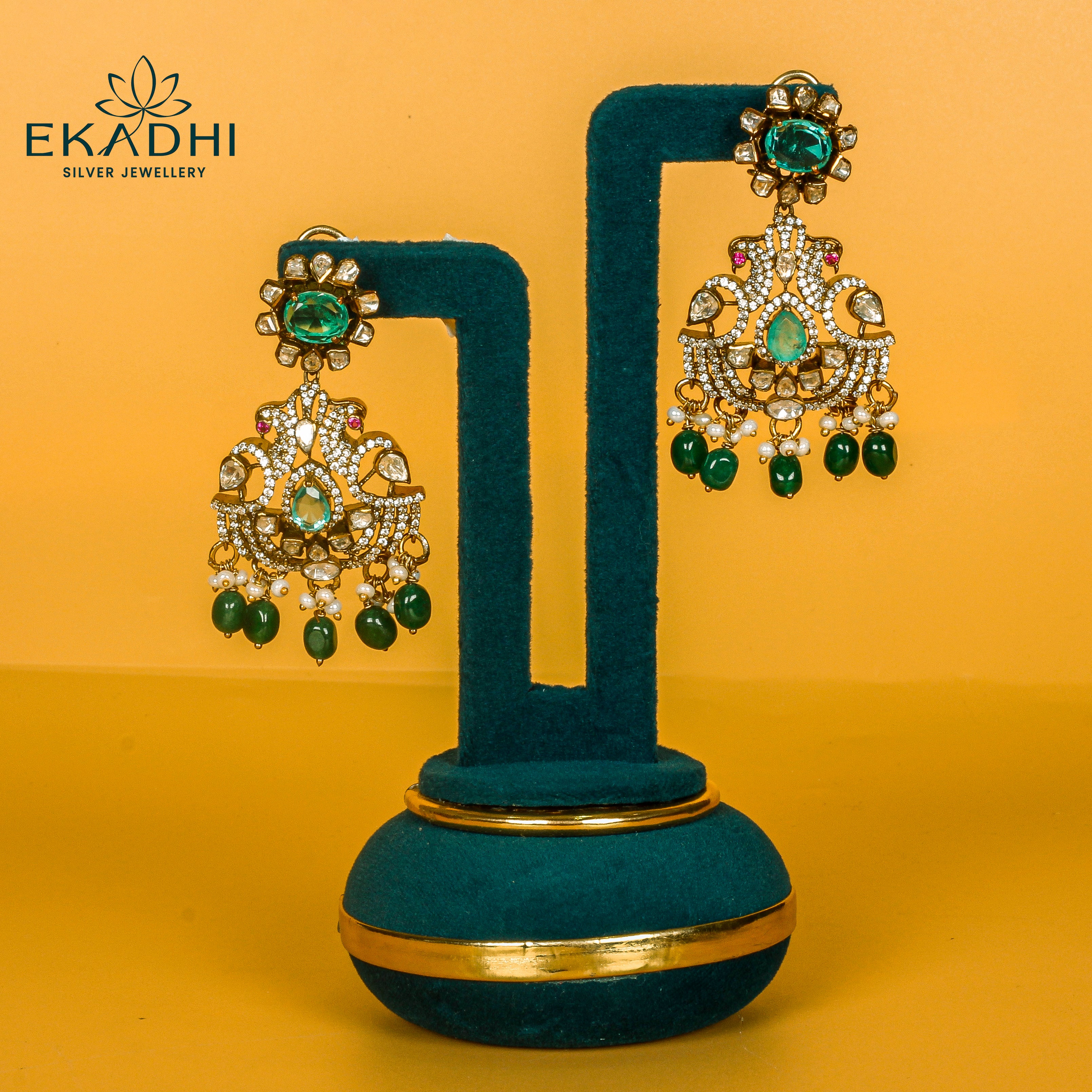 HJ2759 - VICTORIAN EARRING