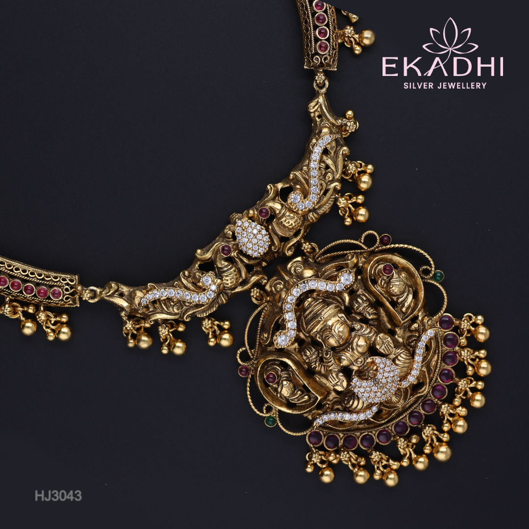 HJ3043 – Nakshi Kundan CZ Hasli Necklace with Temple Design atara Pendant in Pure Silver