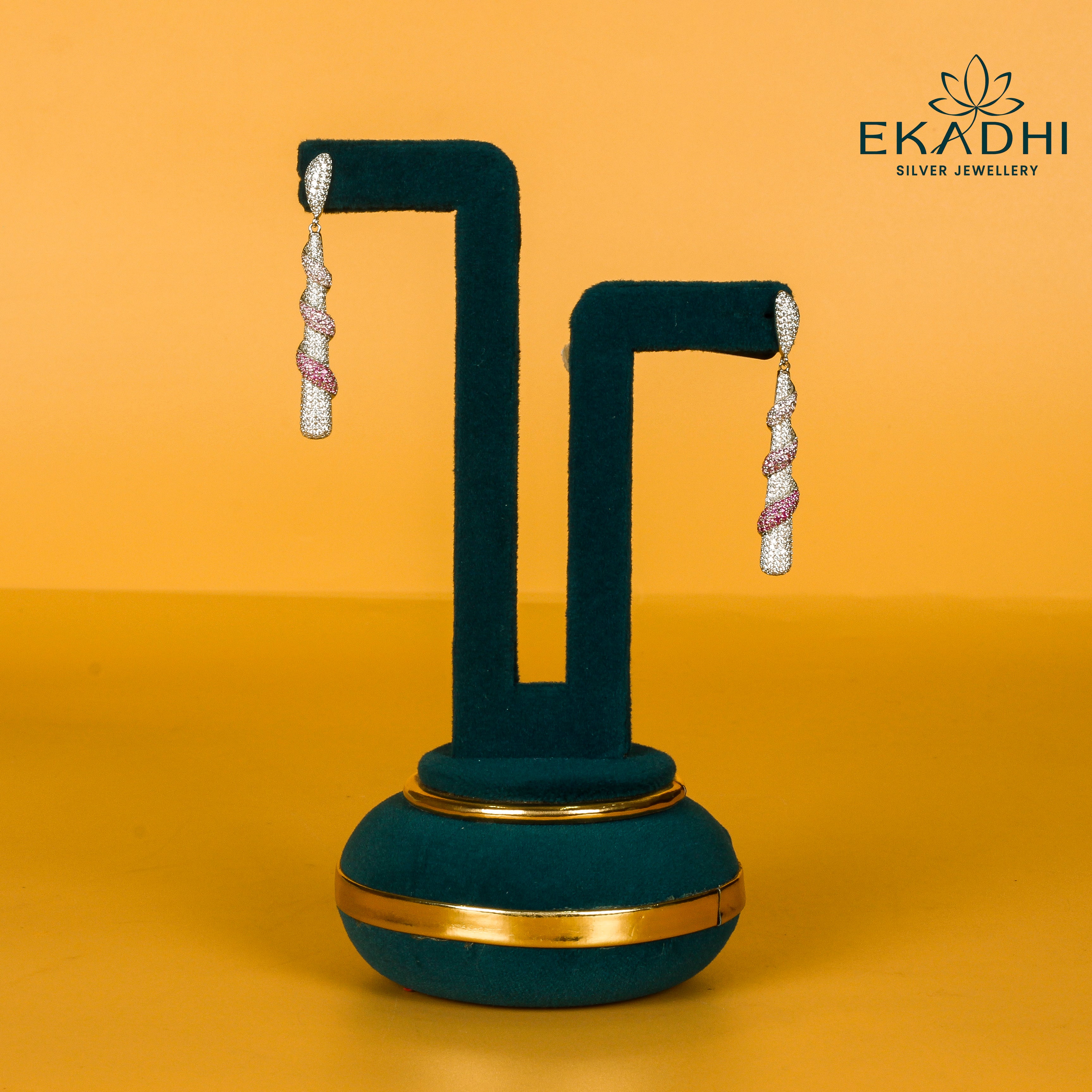HJ30534 - CZ EARRING