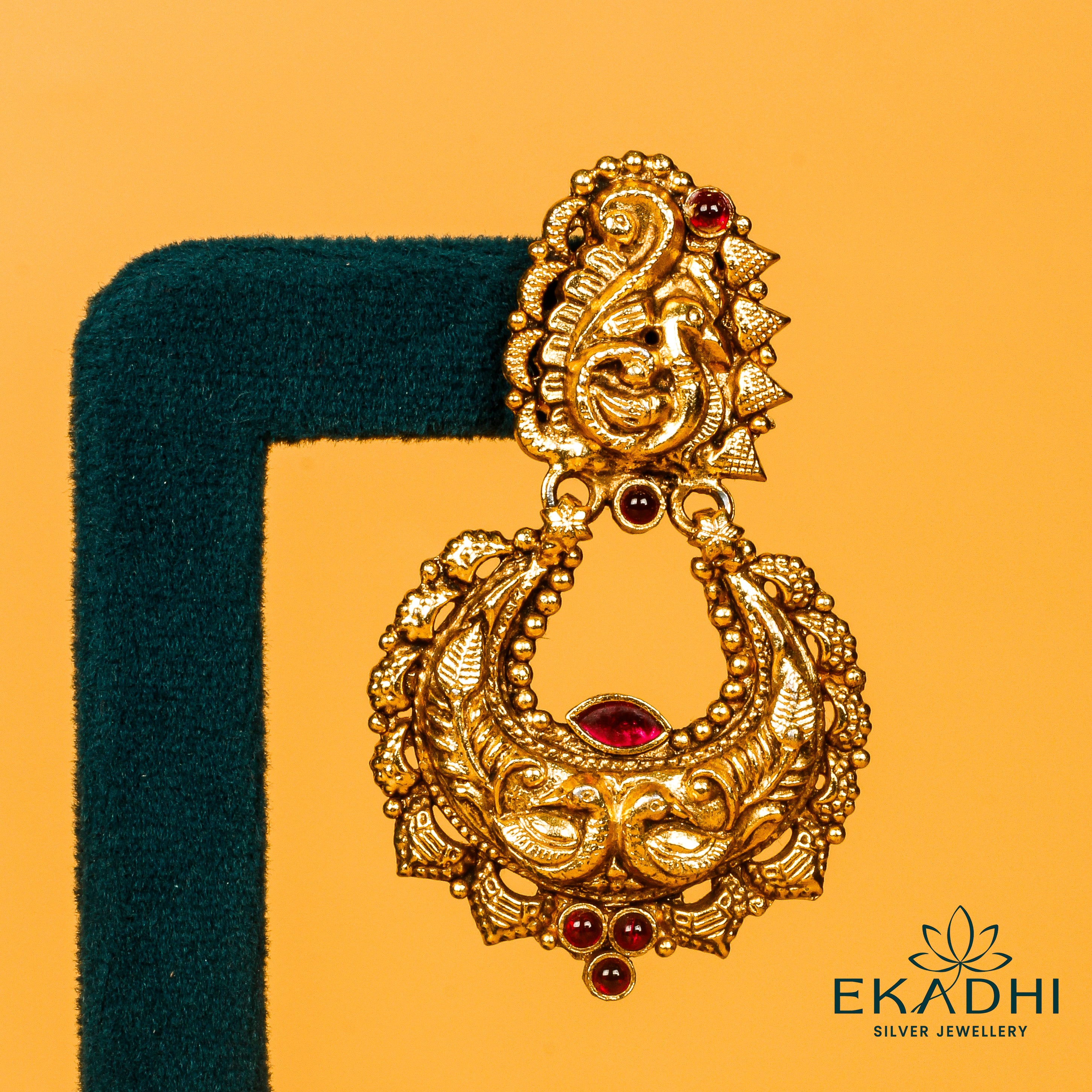HJ3223 - NAKSHI CHANDBALI