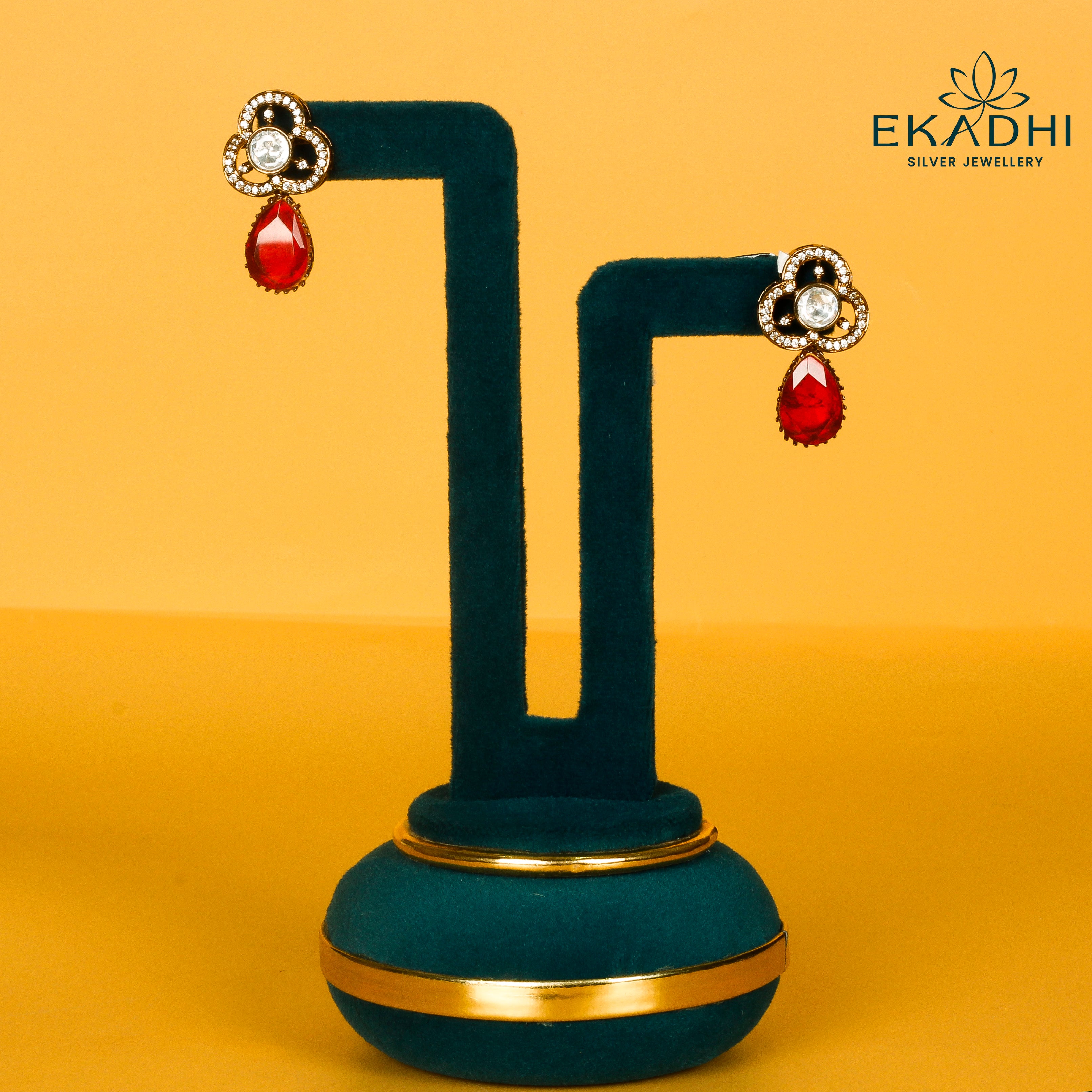 HJ33580 - VICTORIAN EARRING