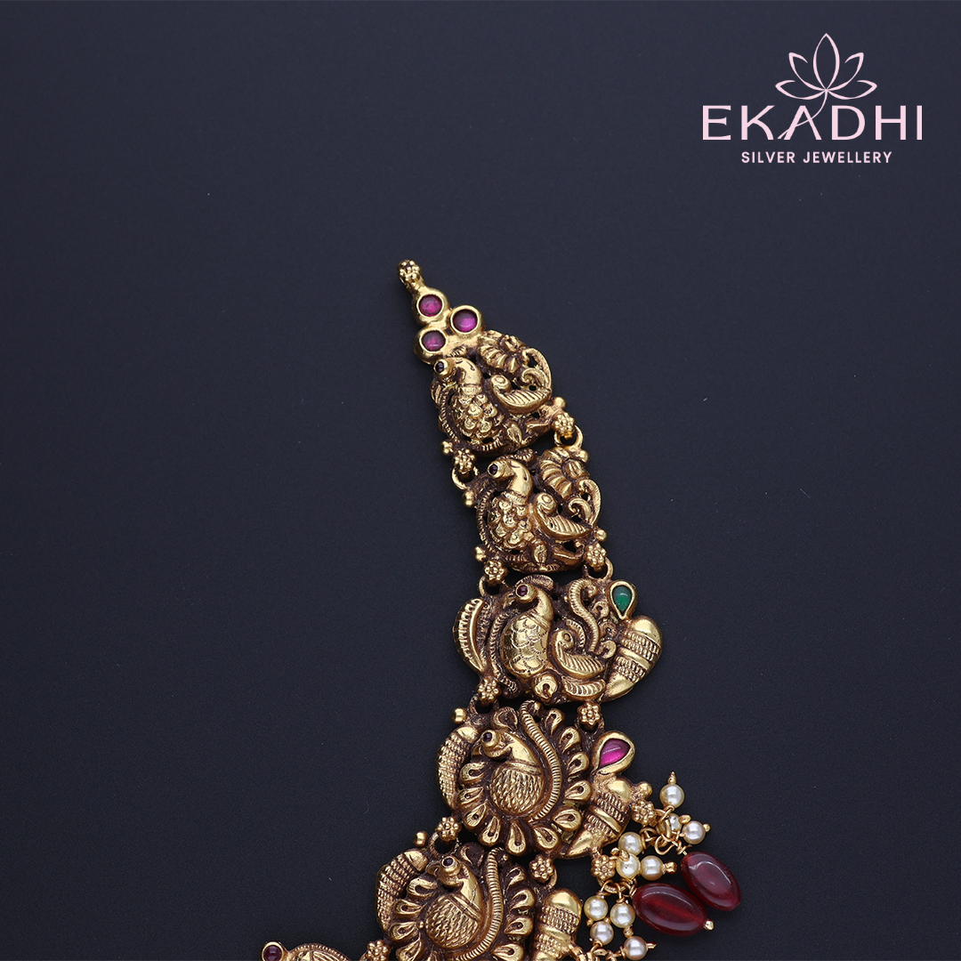 HJ3626 – Temple Necklace with Red Beads