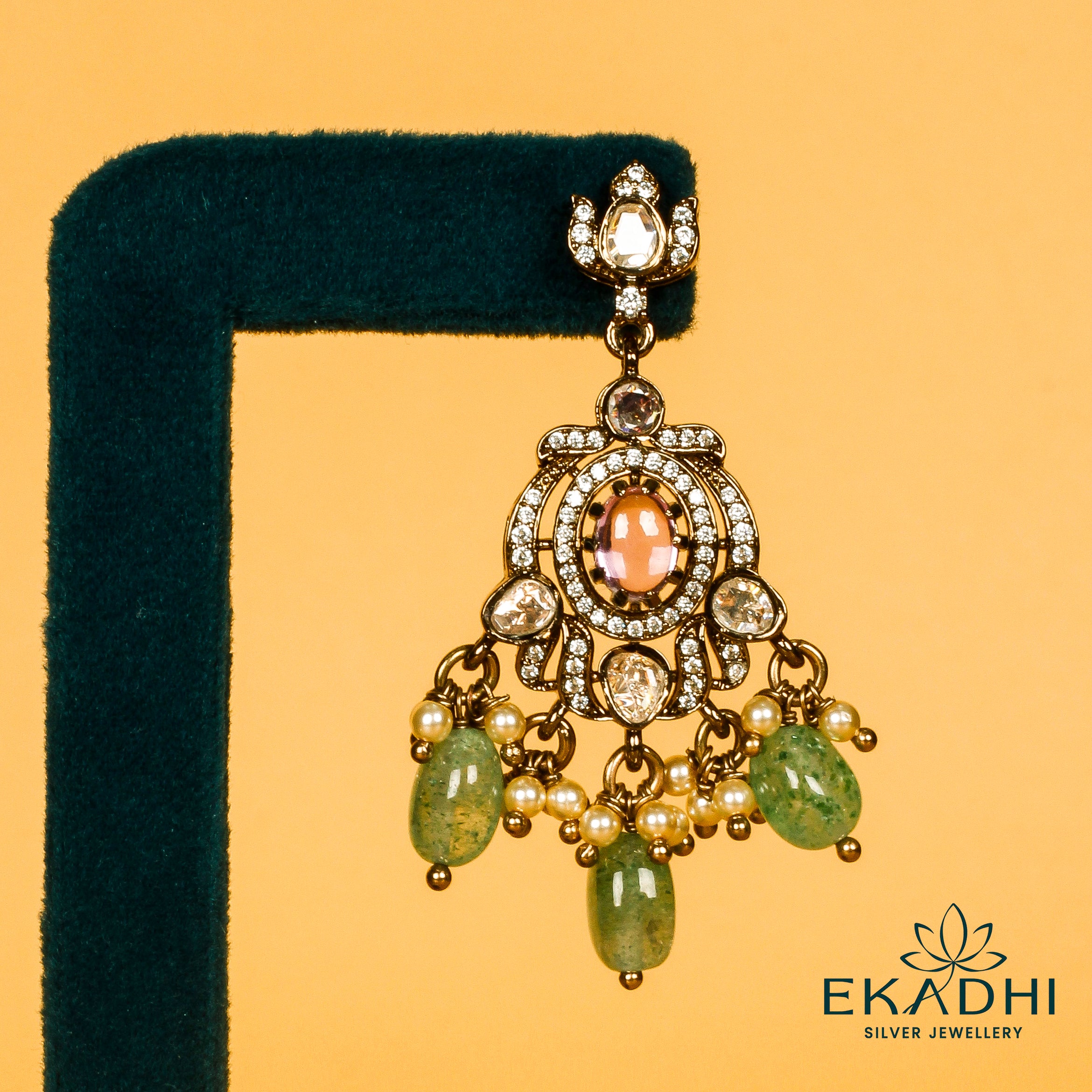 HJ40338 - VICTORIAN EARRING