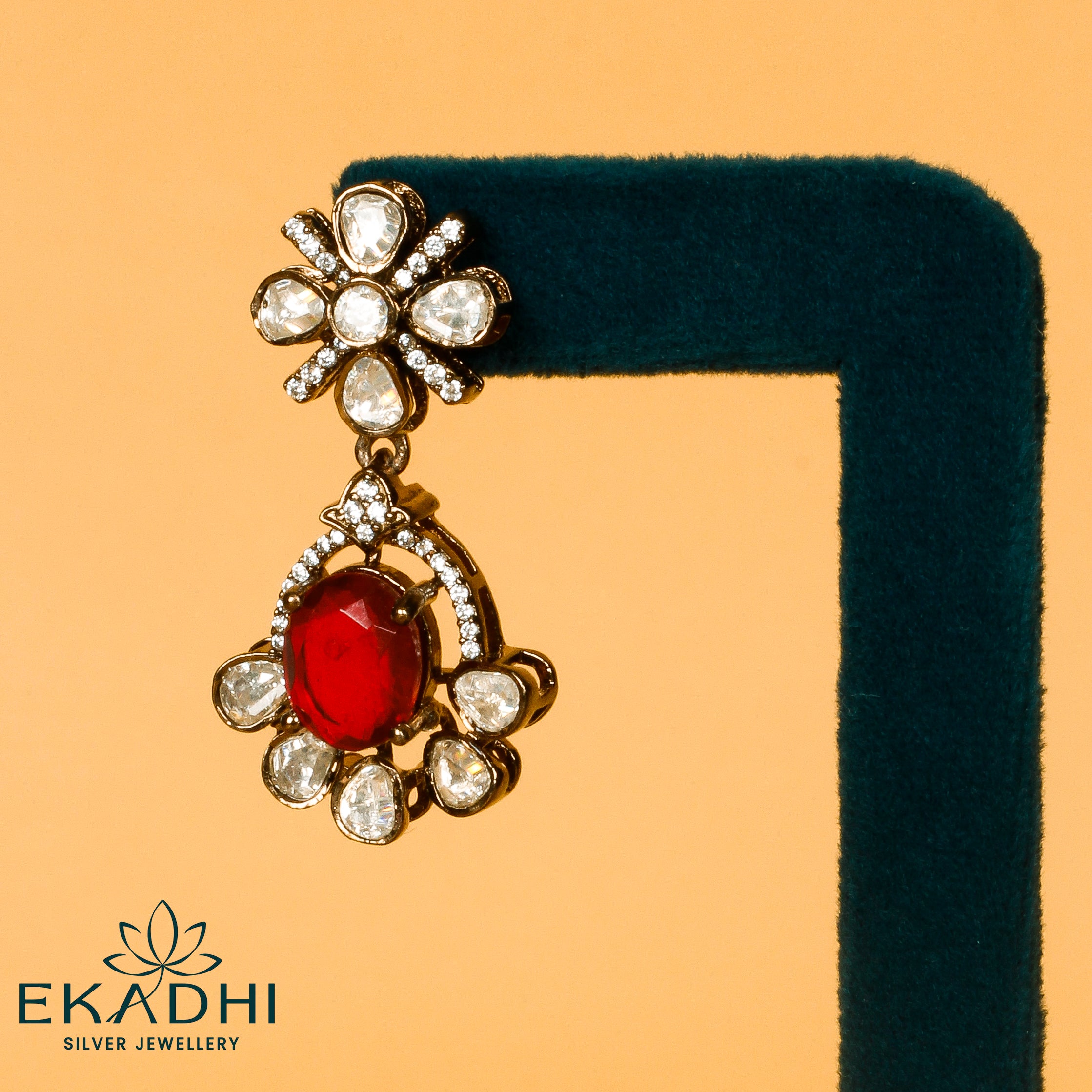 HJ40777 - VICTORIAN EARRING
