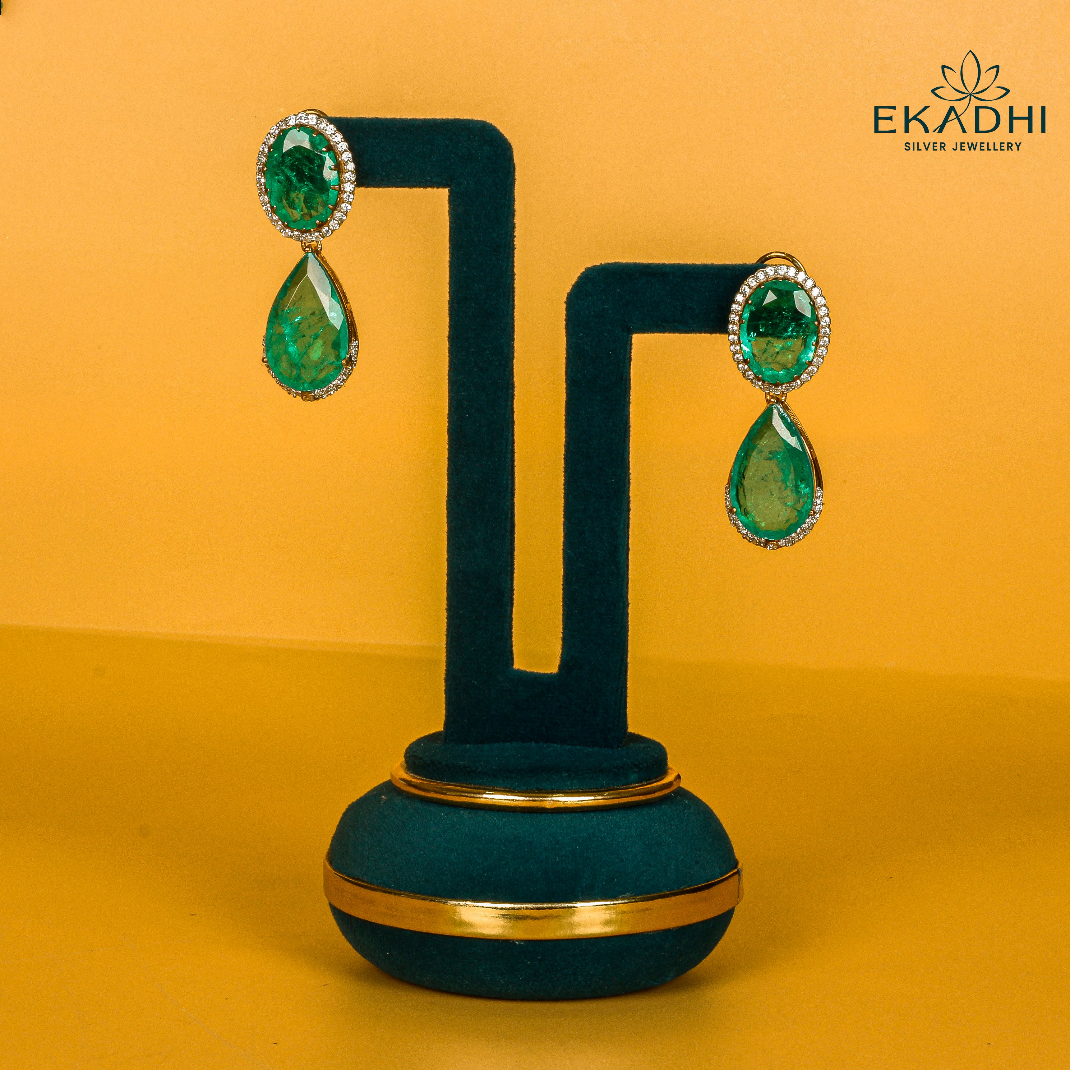 HJ41325 - VICTORIAN EARRING
