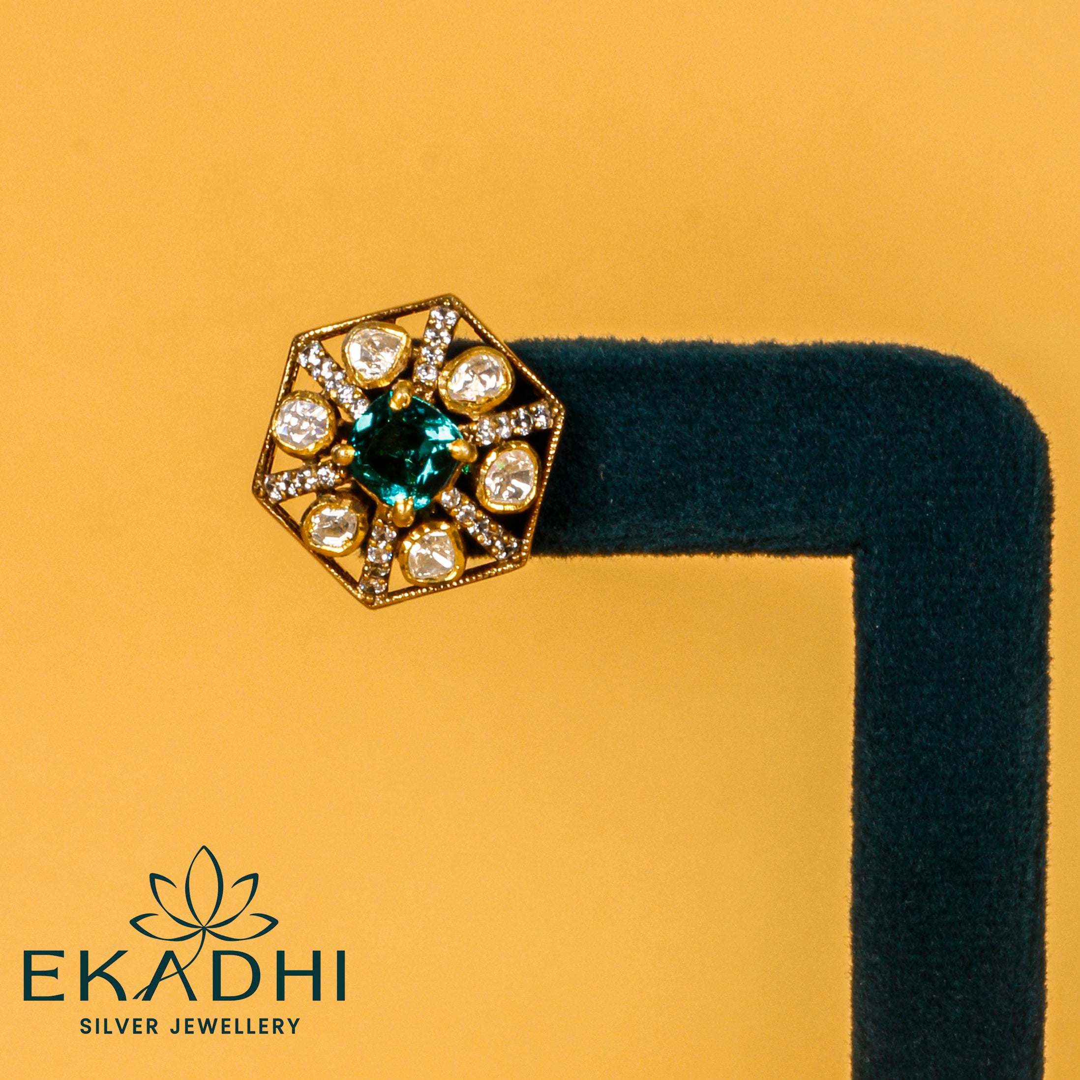 HJ41810 - MOISSANITE EARRING