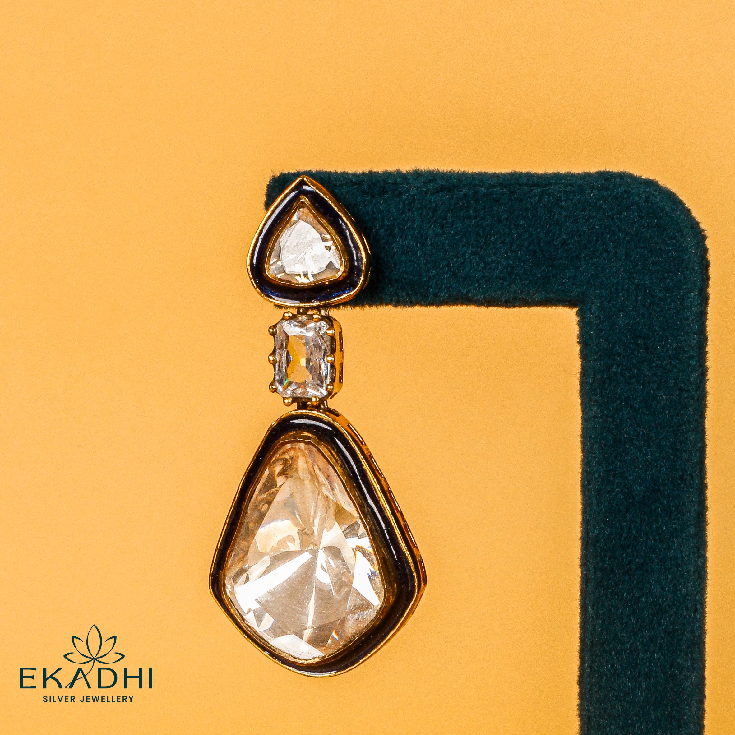 HJ5559 - MOISSANITE EARRING