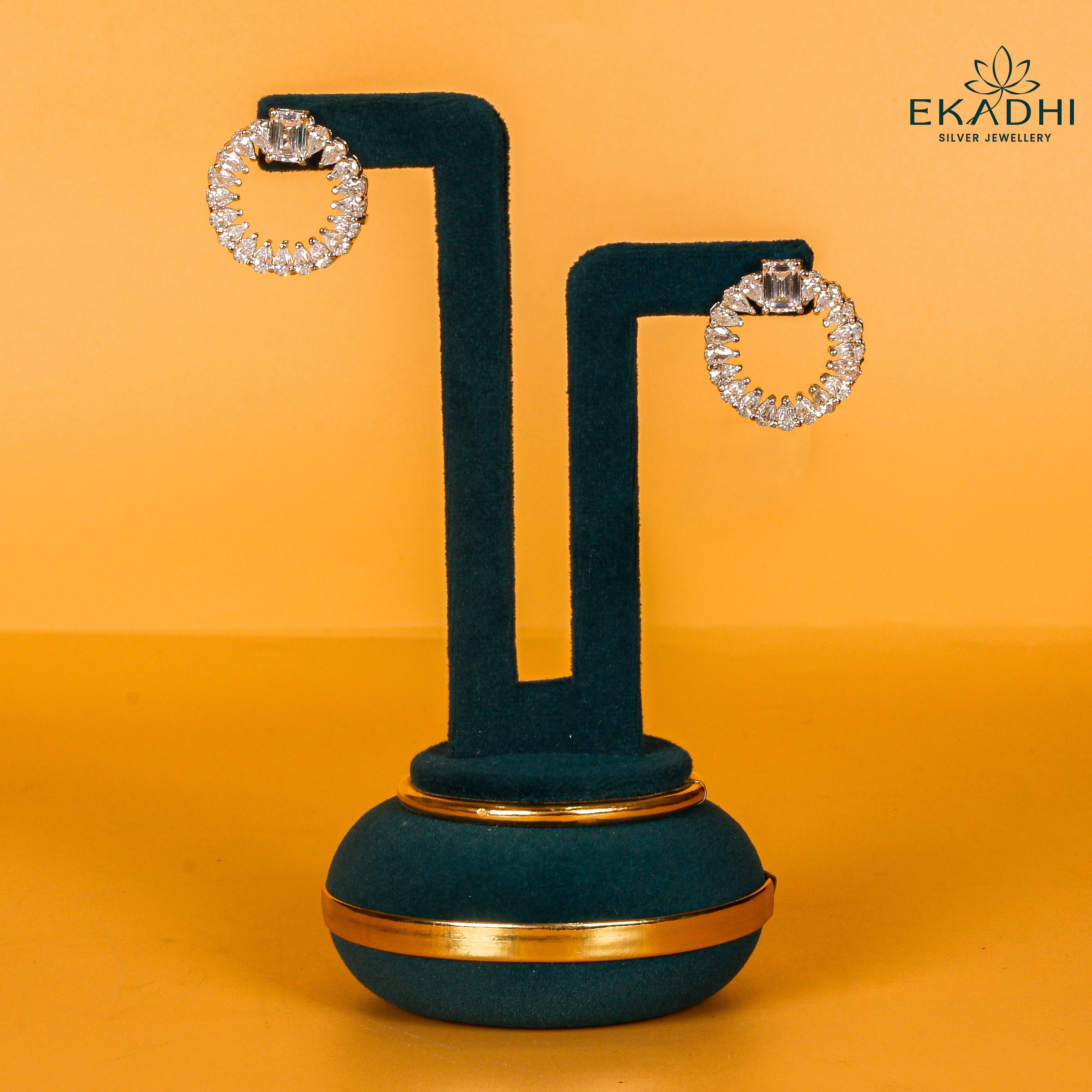 HJ5998 - CZ EARRING