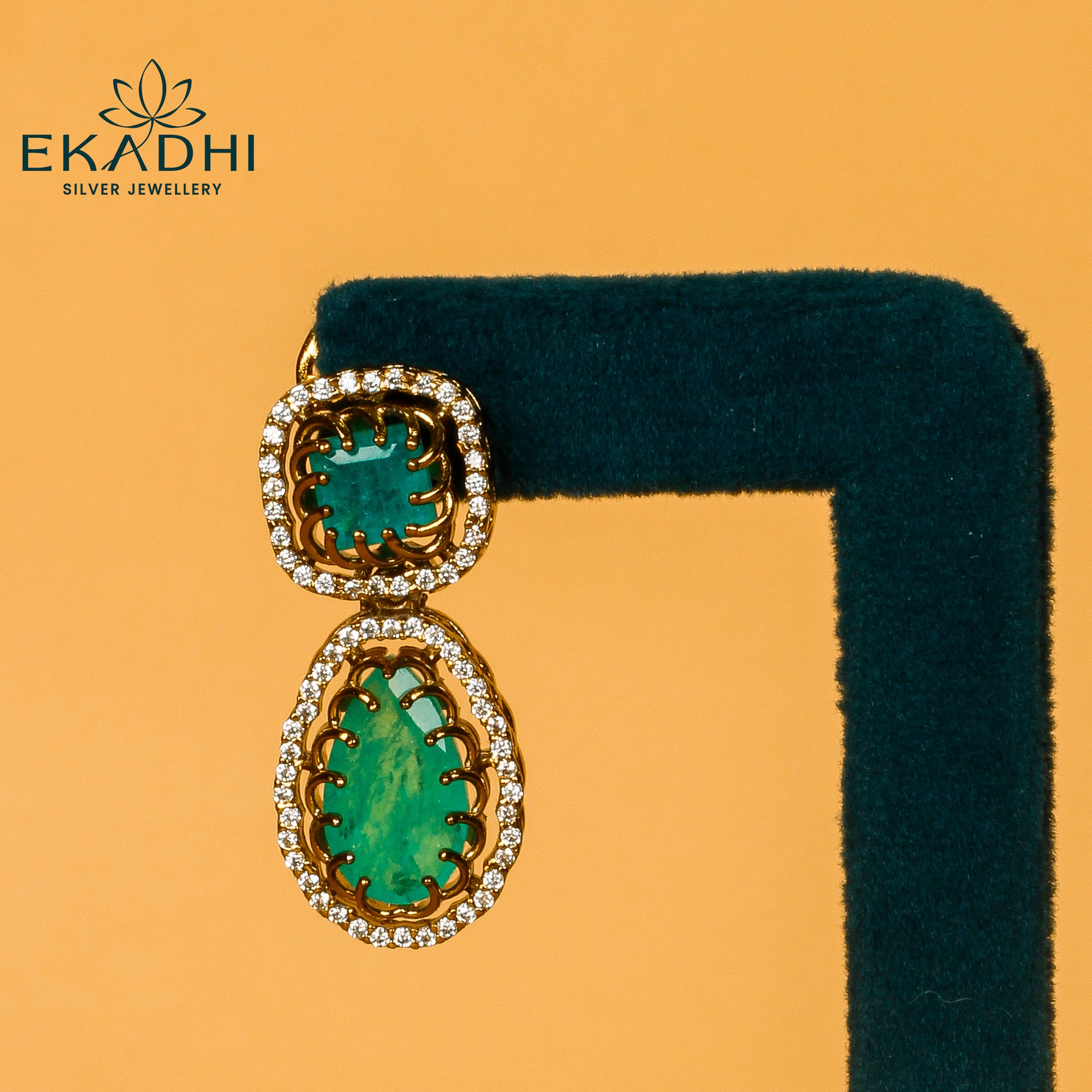 HJ6925 - VICTORIAN EARRING