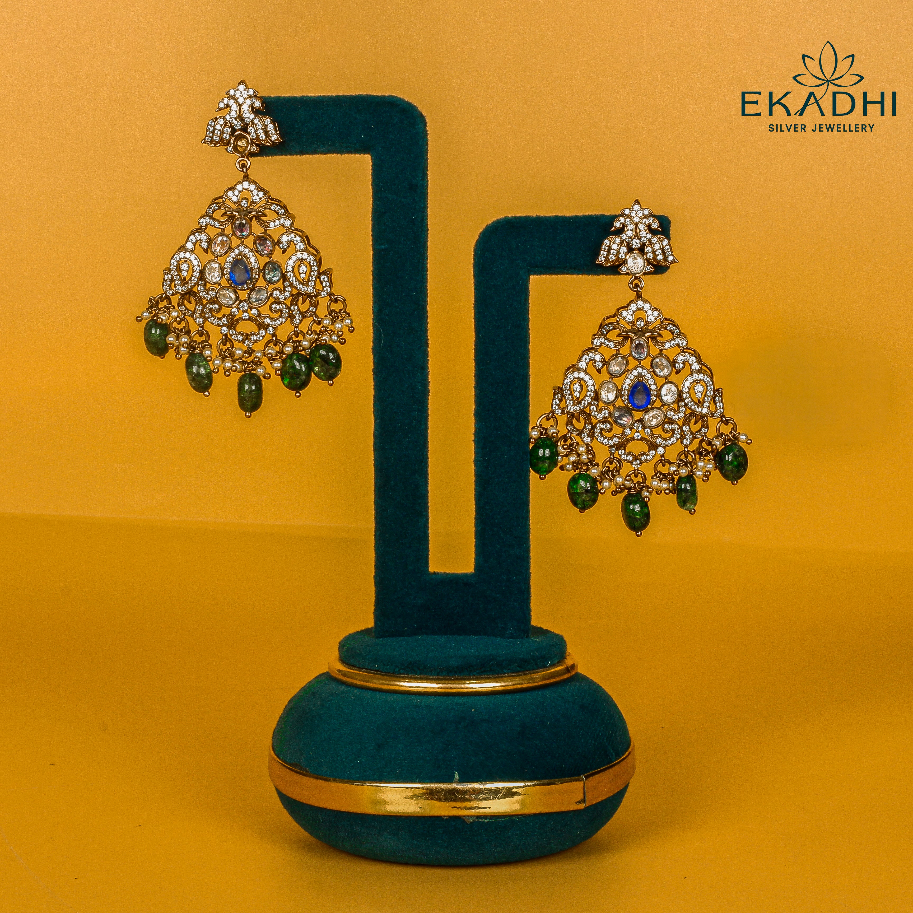HJ7573 - VICTORIAN EARRING