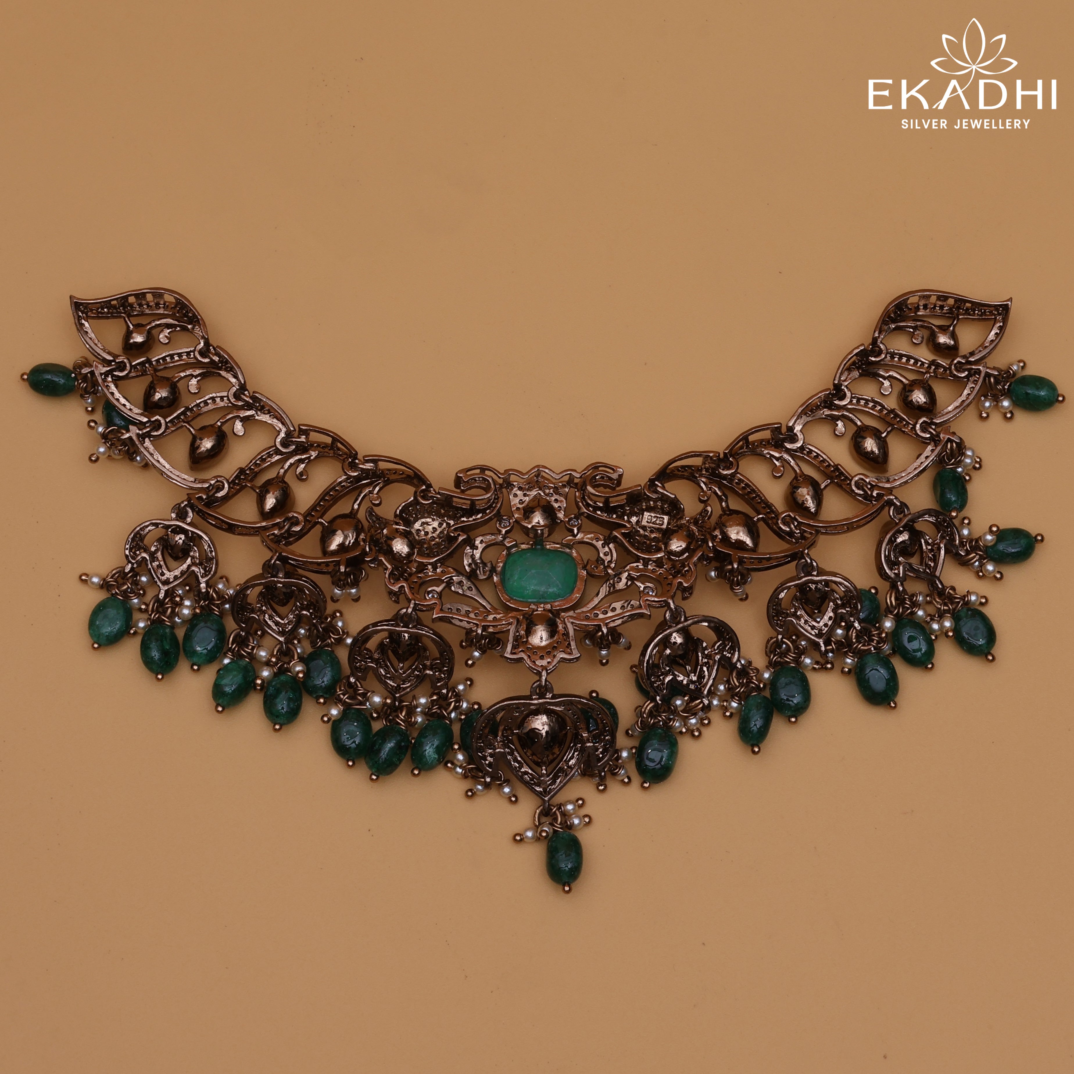 HJ7620 - VICTORIAN-CHOKER