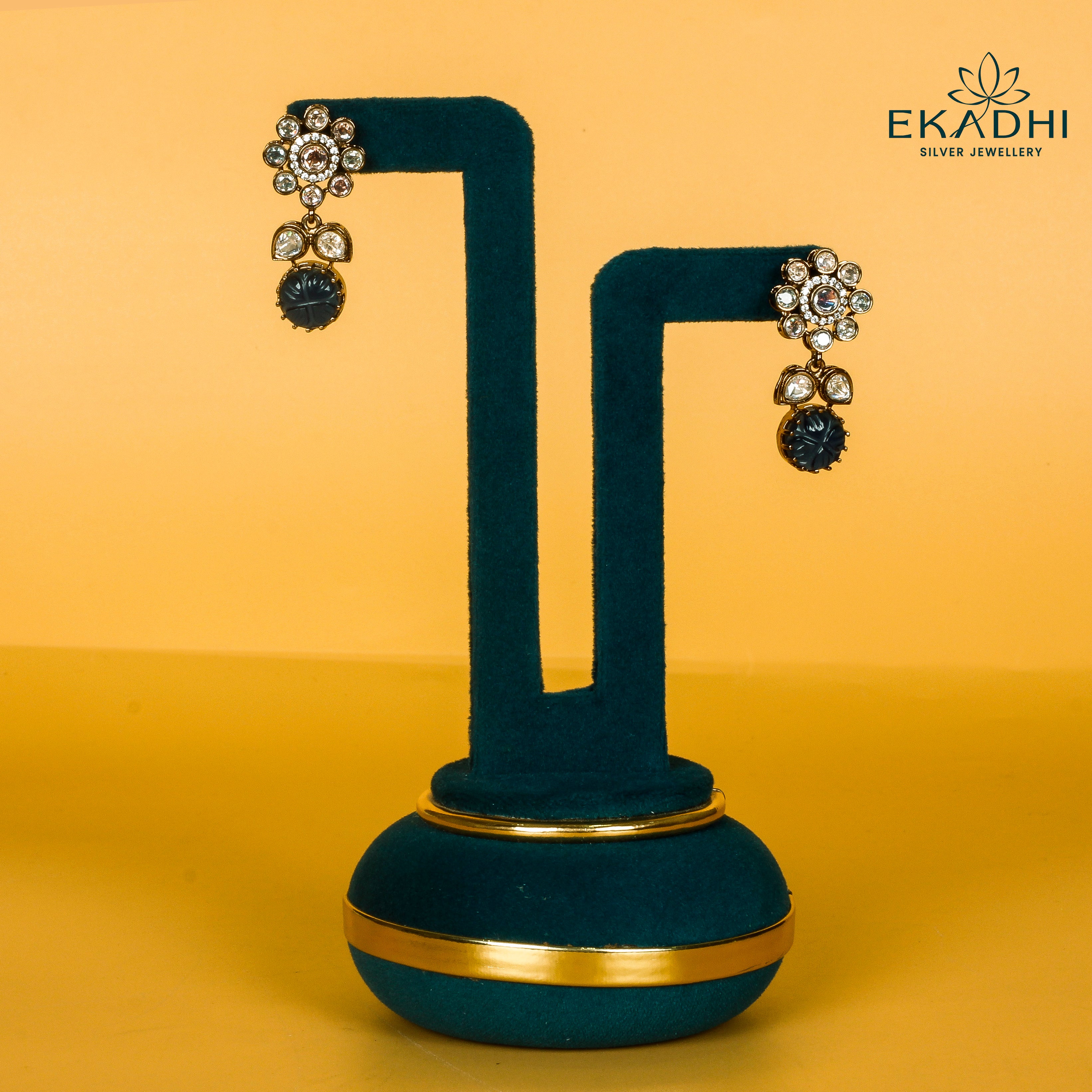 HJ7633 - VICTORIAN EARRING