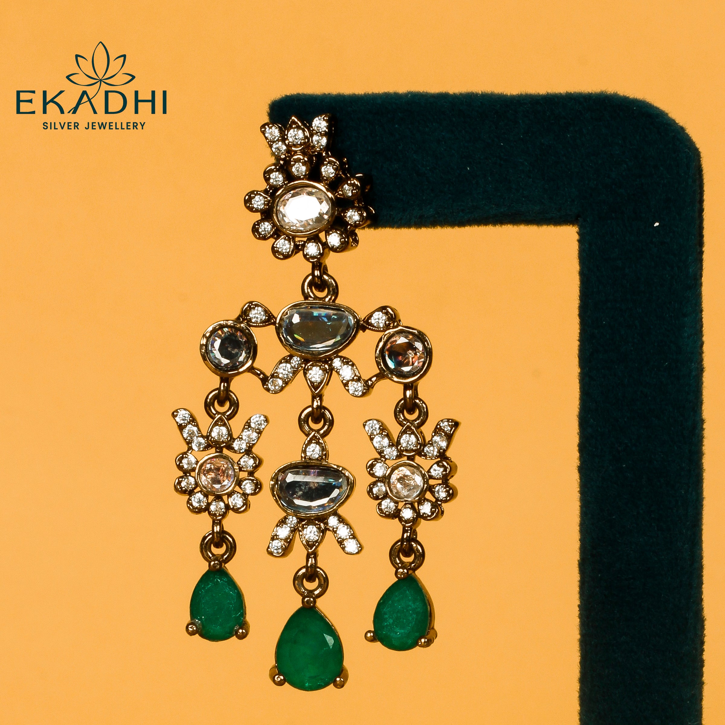 HJ7641 - VICTORIAN EARRING